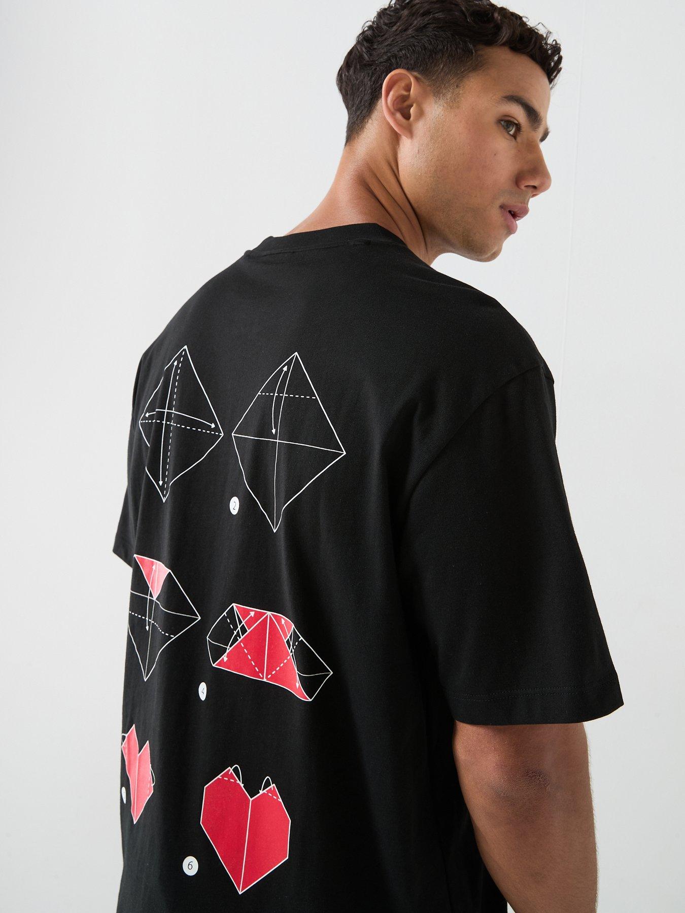hugo-dalentin-heart-logo-back-print-t-shirt-blackdetail