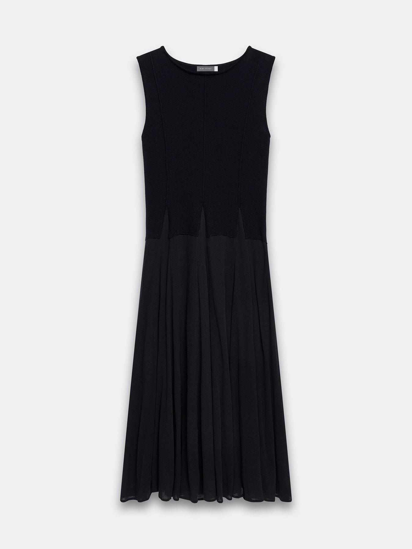 mint-velvet-navy-cotton-maxi-dress-blackdetail