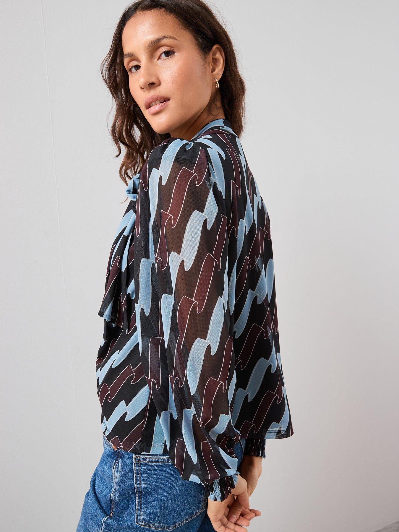 the-very-collection-pussybow-ribbon-print-top-multistillFront