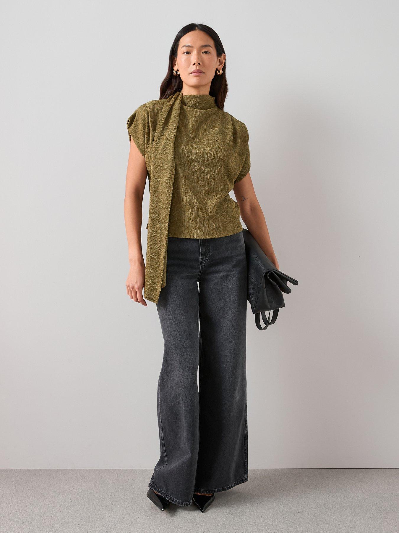 the-very-collection-scarf-detail-top-greenback