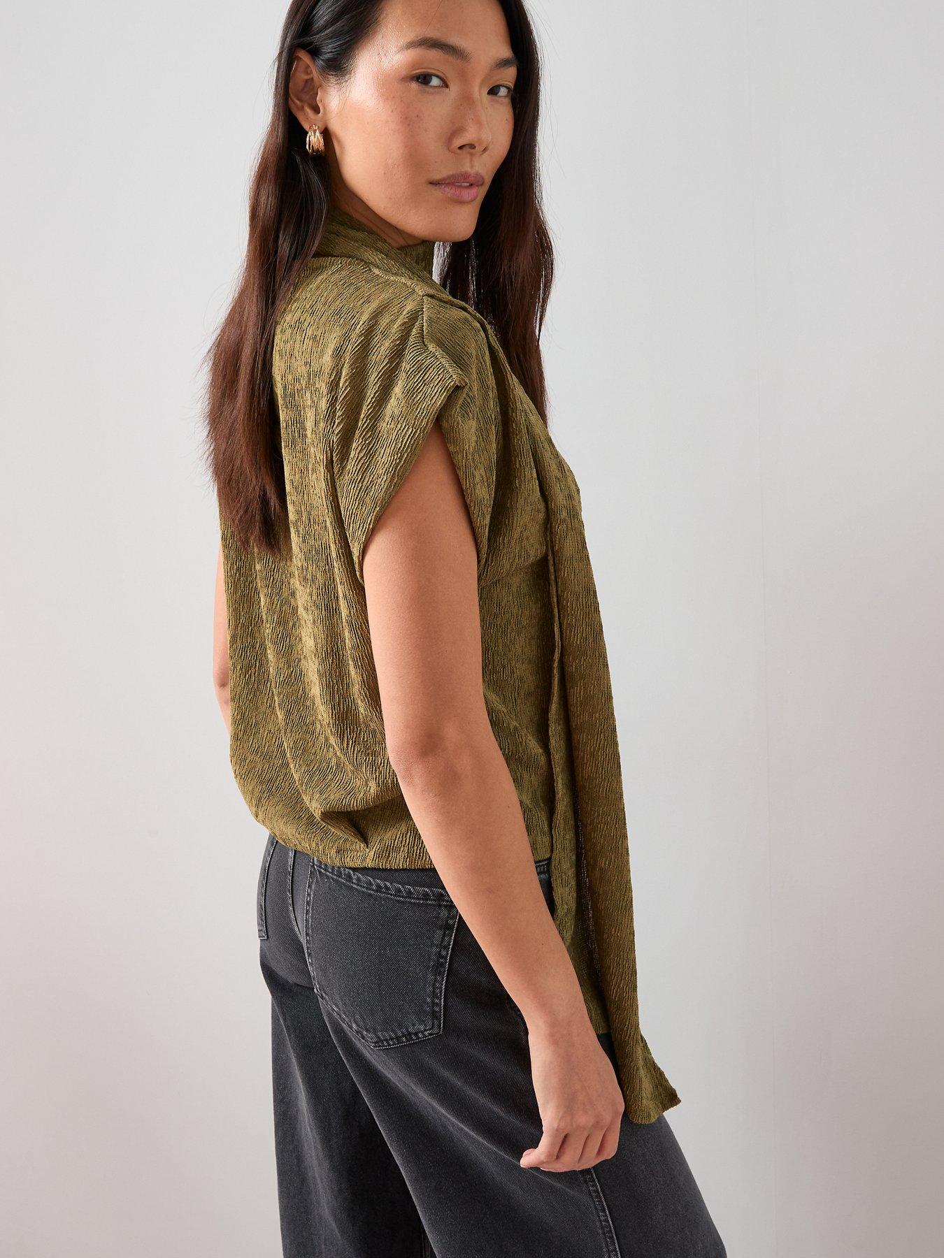 the-very-collection-scarf-detail-top-greendetail