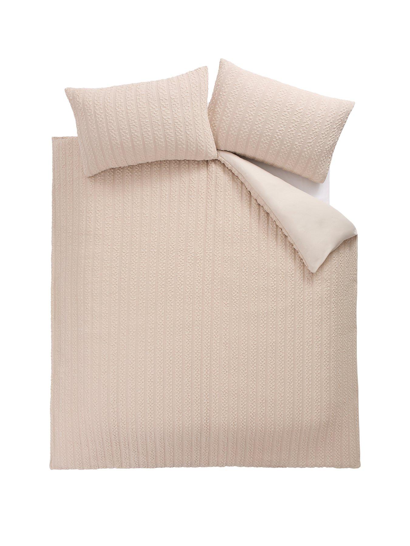the-very-collection-michelle-keegan-super-soft-seersucker-stripe-duvet-setstillFront