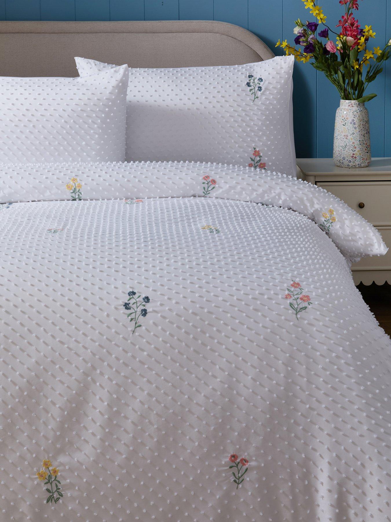 the-very-collection-super-soft-embroidered-floral-duvet-setback