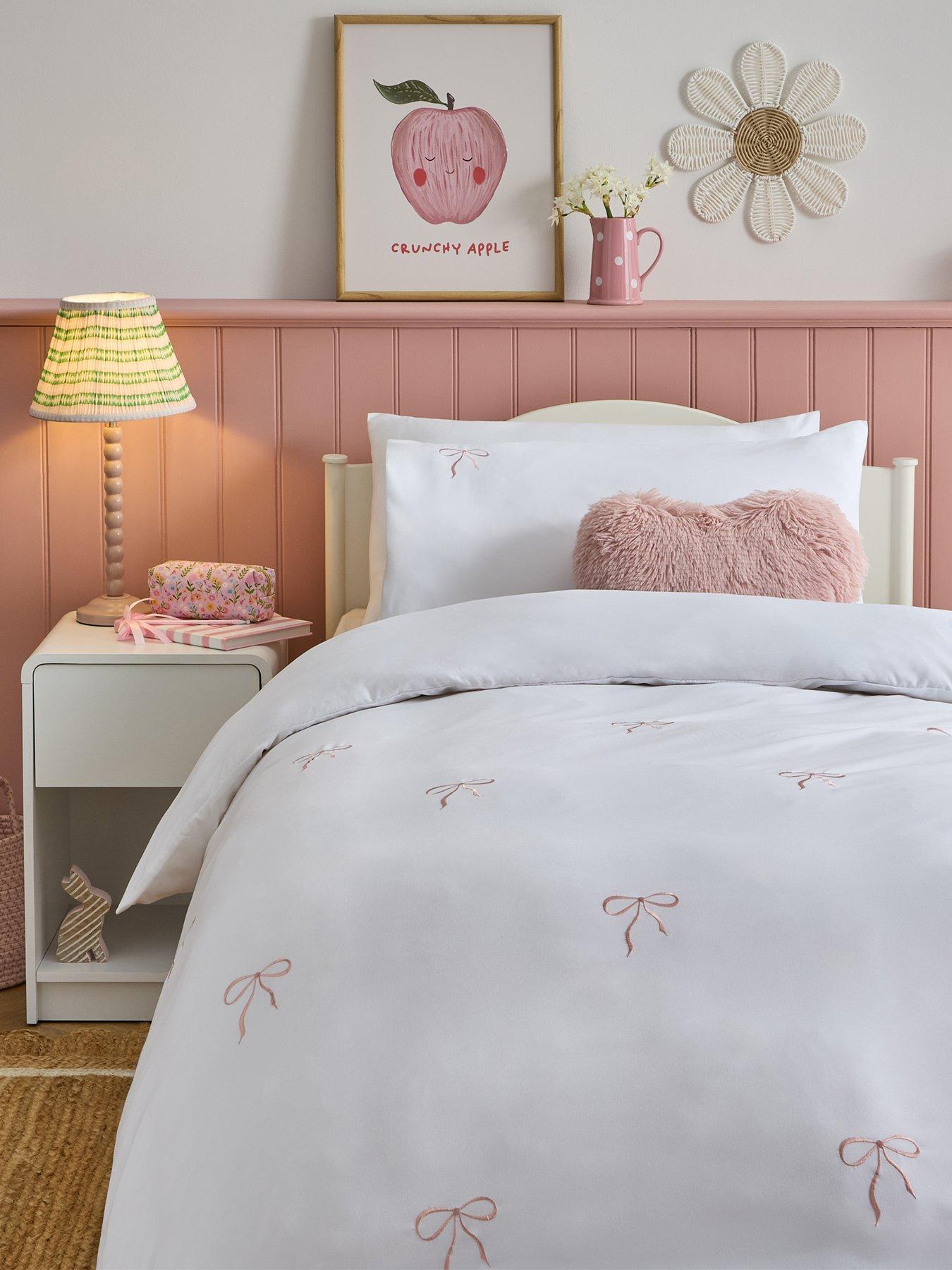 the-very-collection-bow-embroidered-duvet-setfront