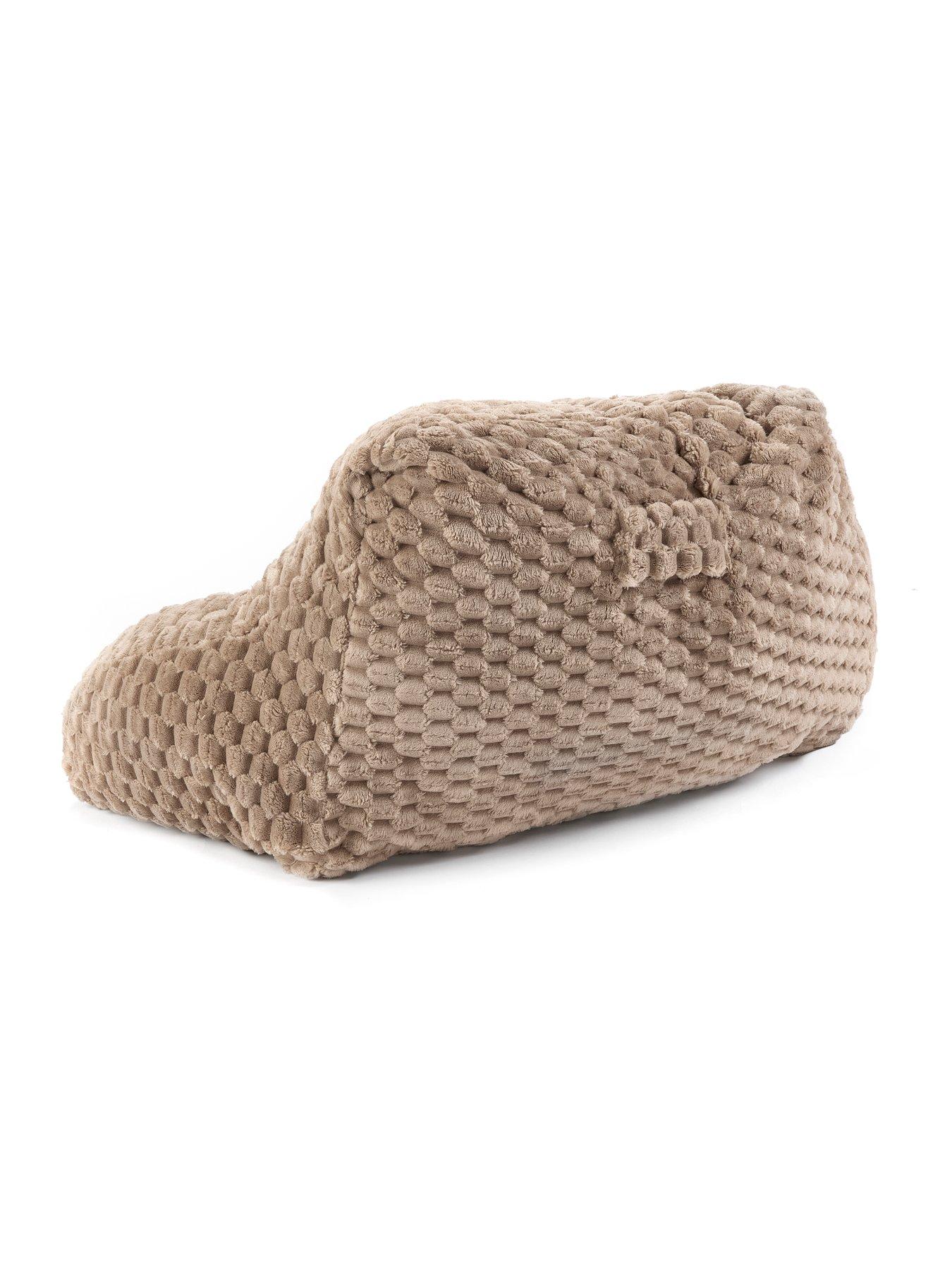 the-very-collection-waffle-cuddle-cushion-browndetail