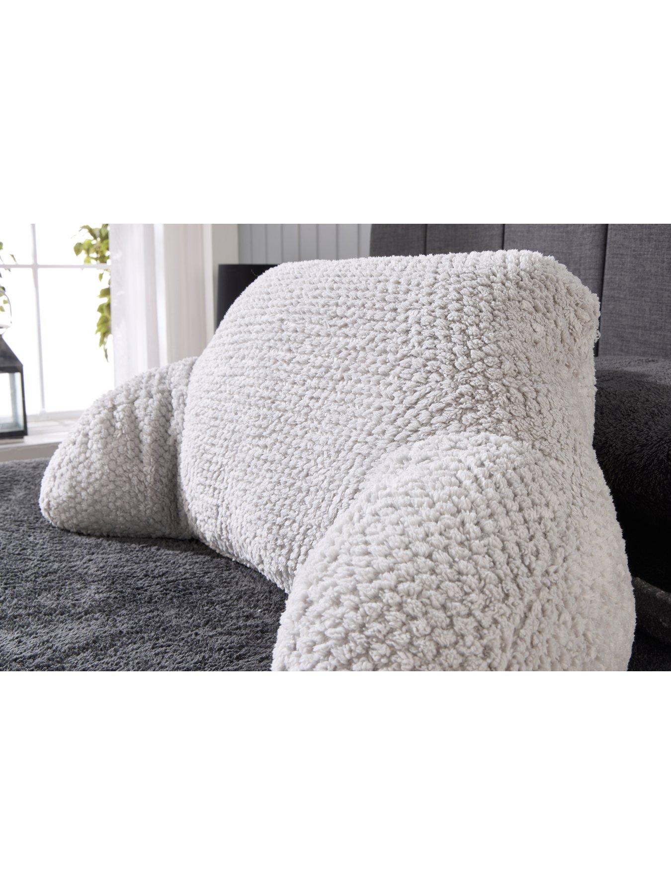 very-home-waffle-cuddle-cushion-greyoutfit