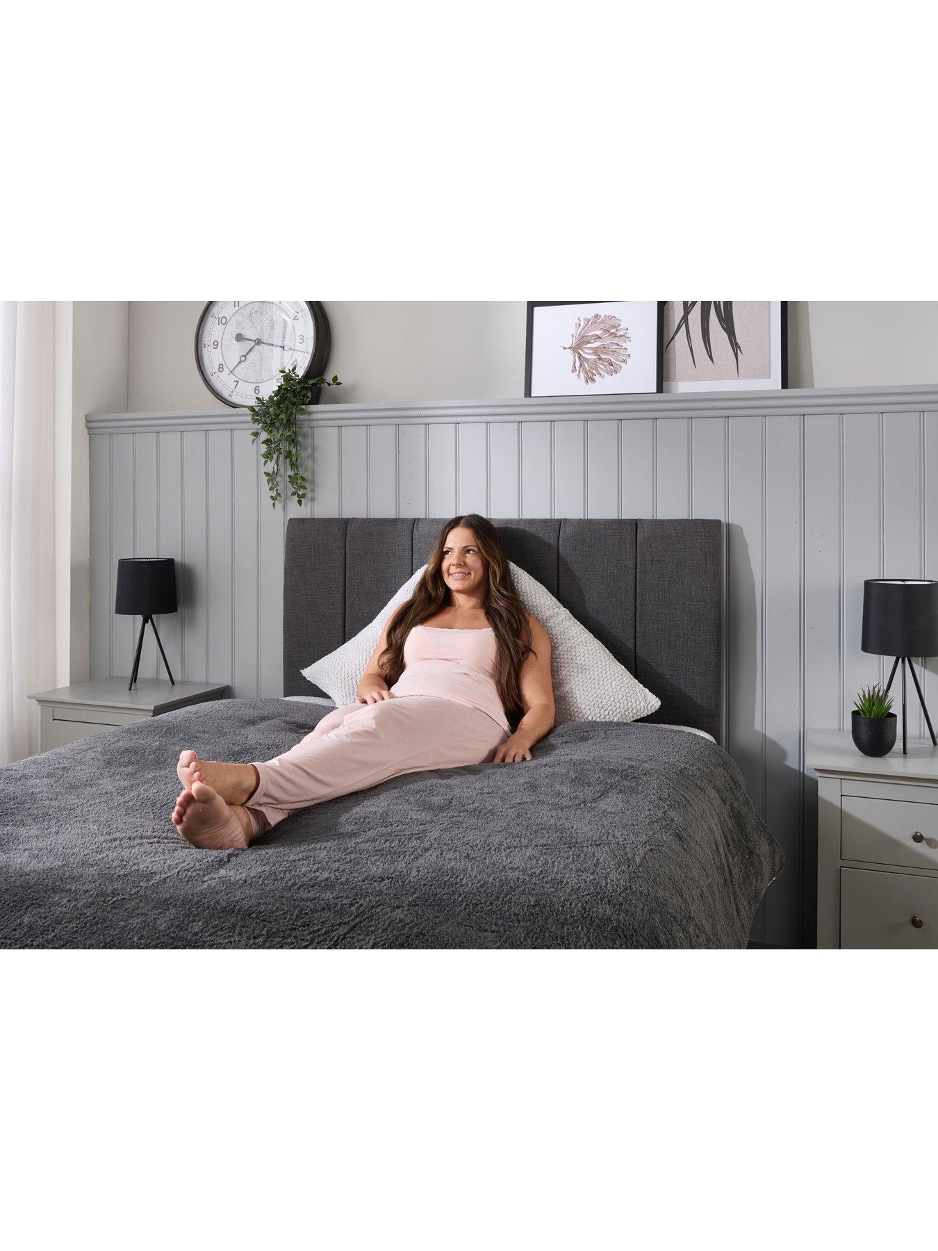 the-very-collection-waffle-v-shaped-pillow-greyback