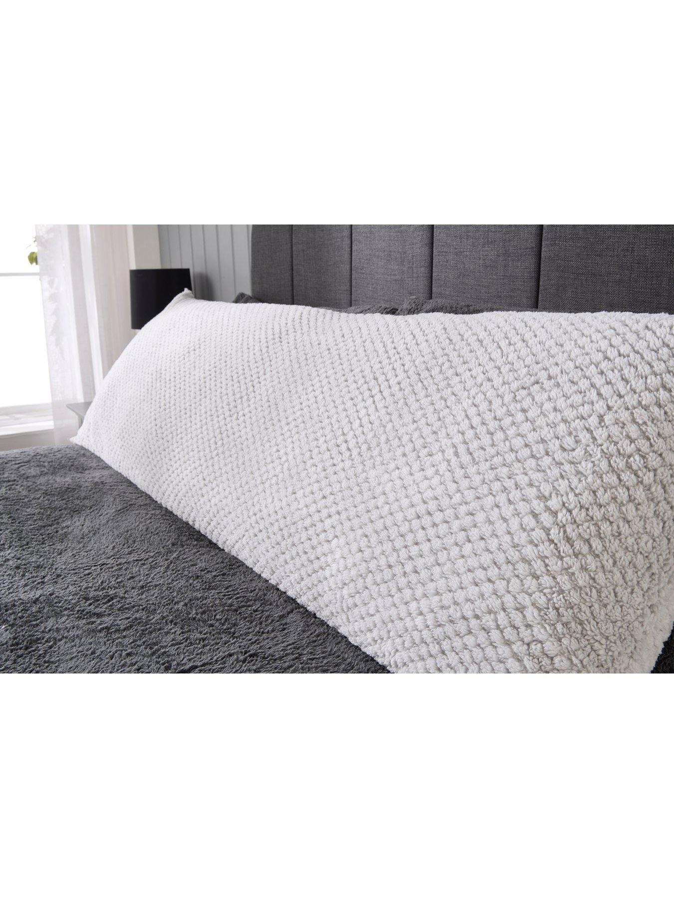 the-very-collection-waffle-bolster-pillow-137cm-greyoutfit