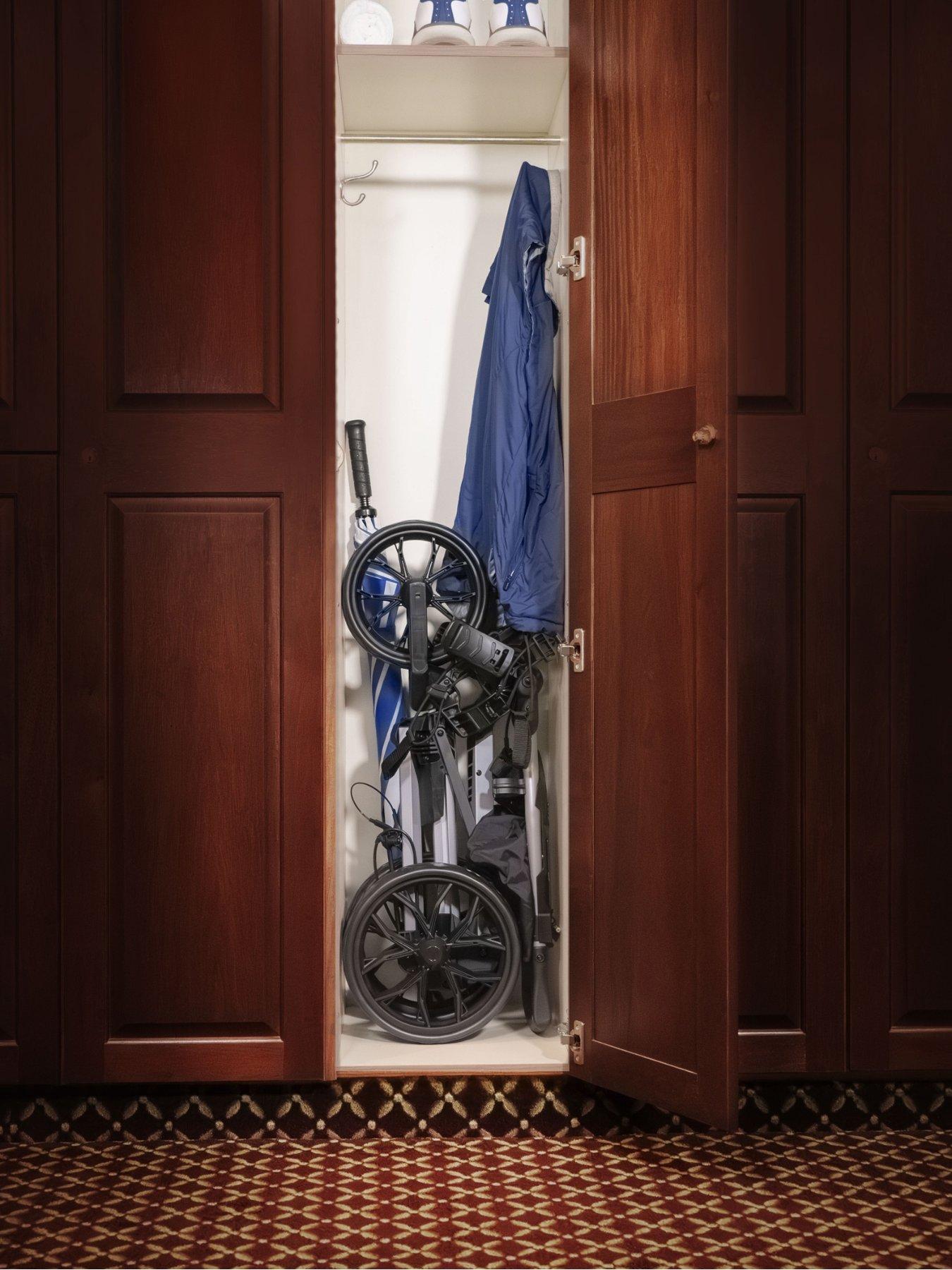 Image 7 of 8 of BagBoy Slim Trolley&nbsp;- Graphite/White