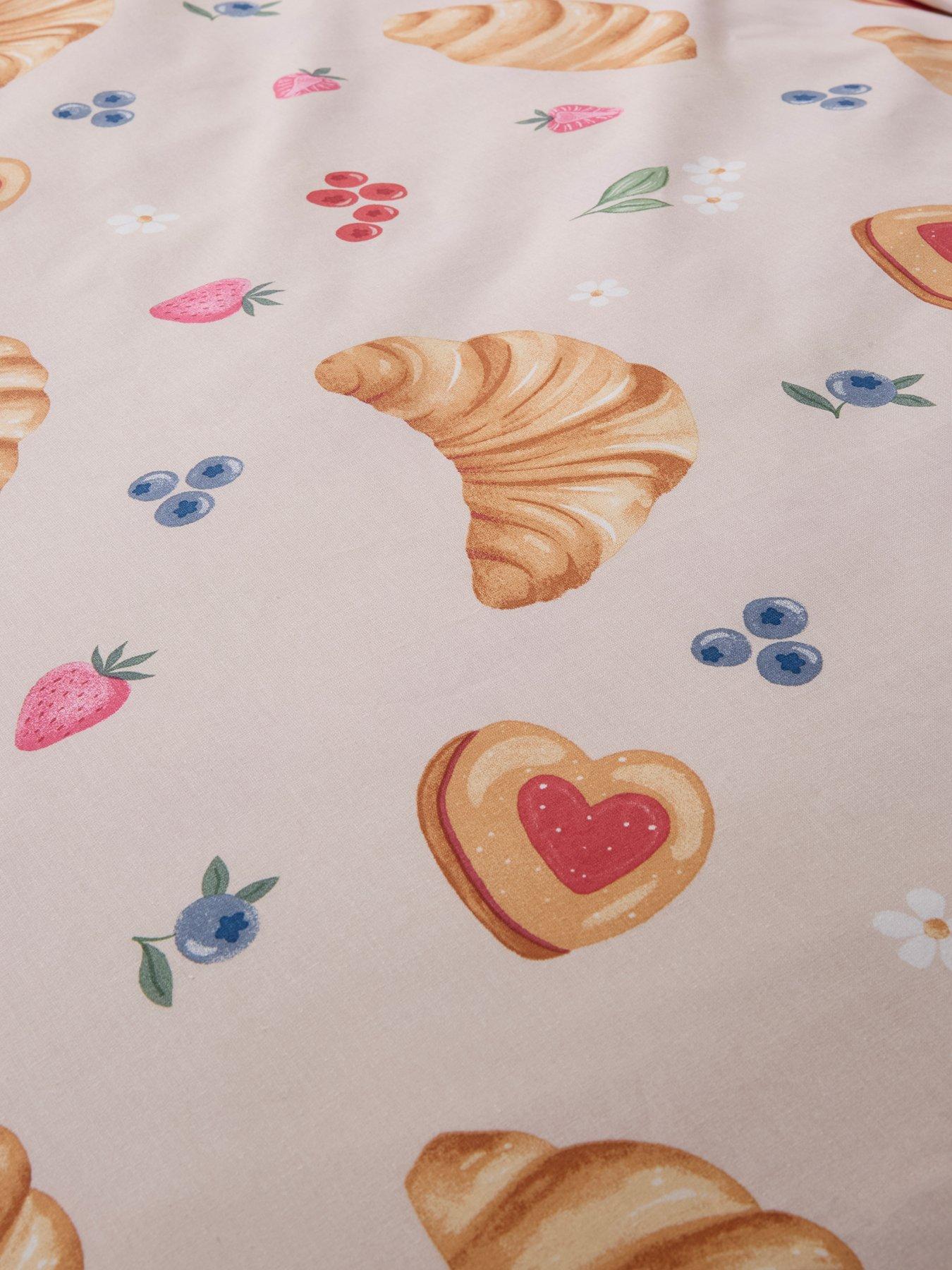 Image 3 of 5 of The Very Collection Croissant Printed Duvet Set