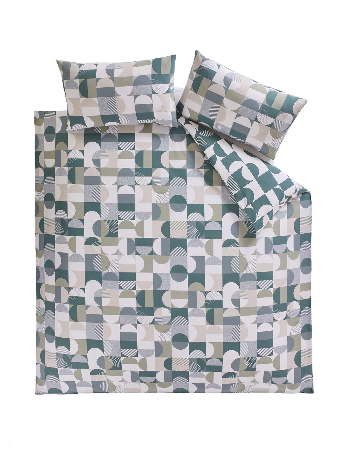 the-very-collection-geo-print-duvet-setstillFront