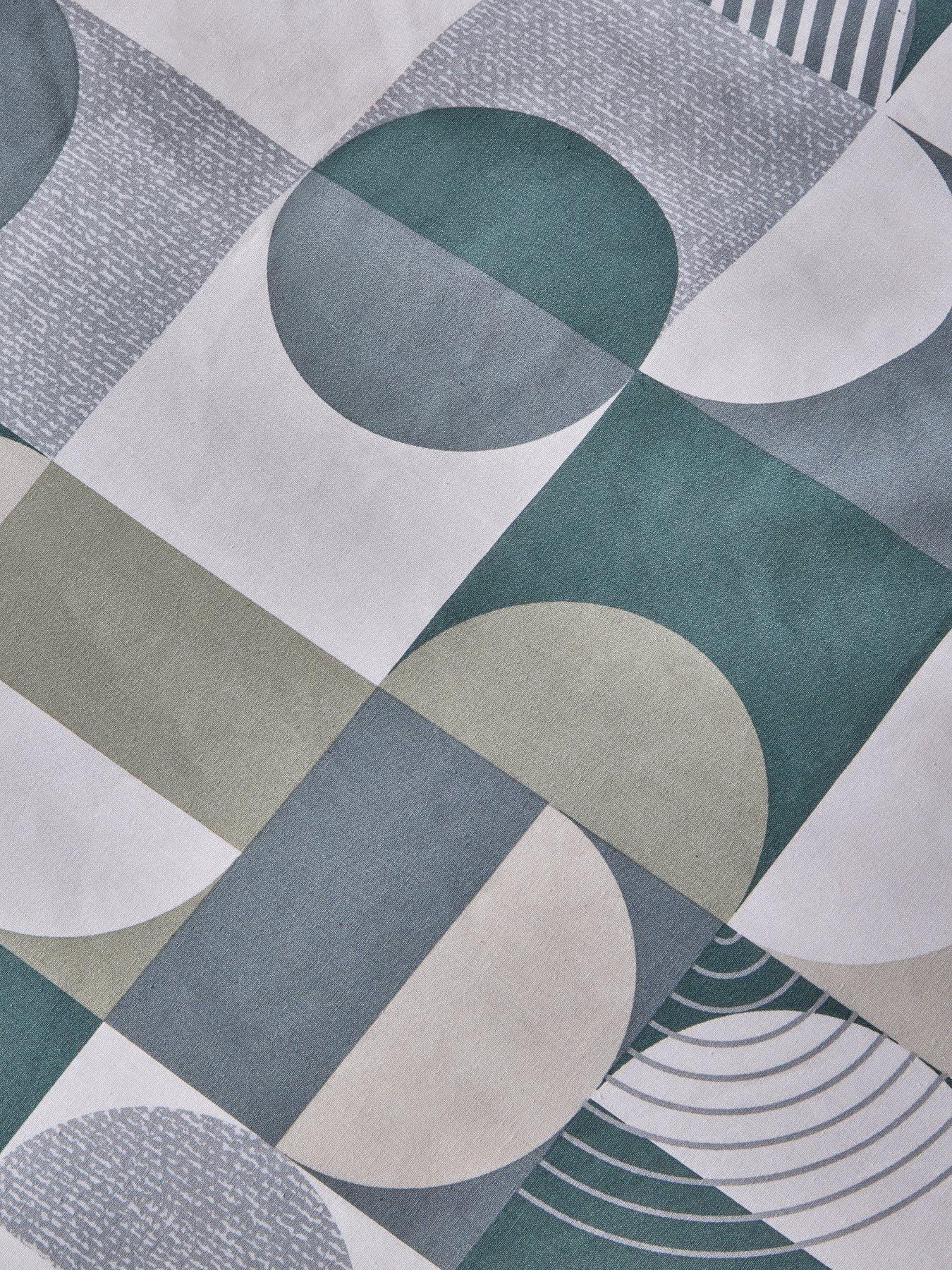 the-very-collection-geo-print-duvet-setback