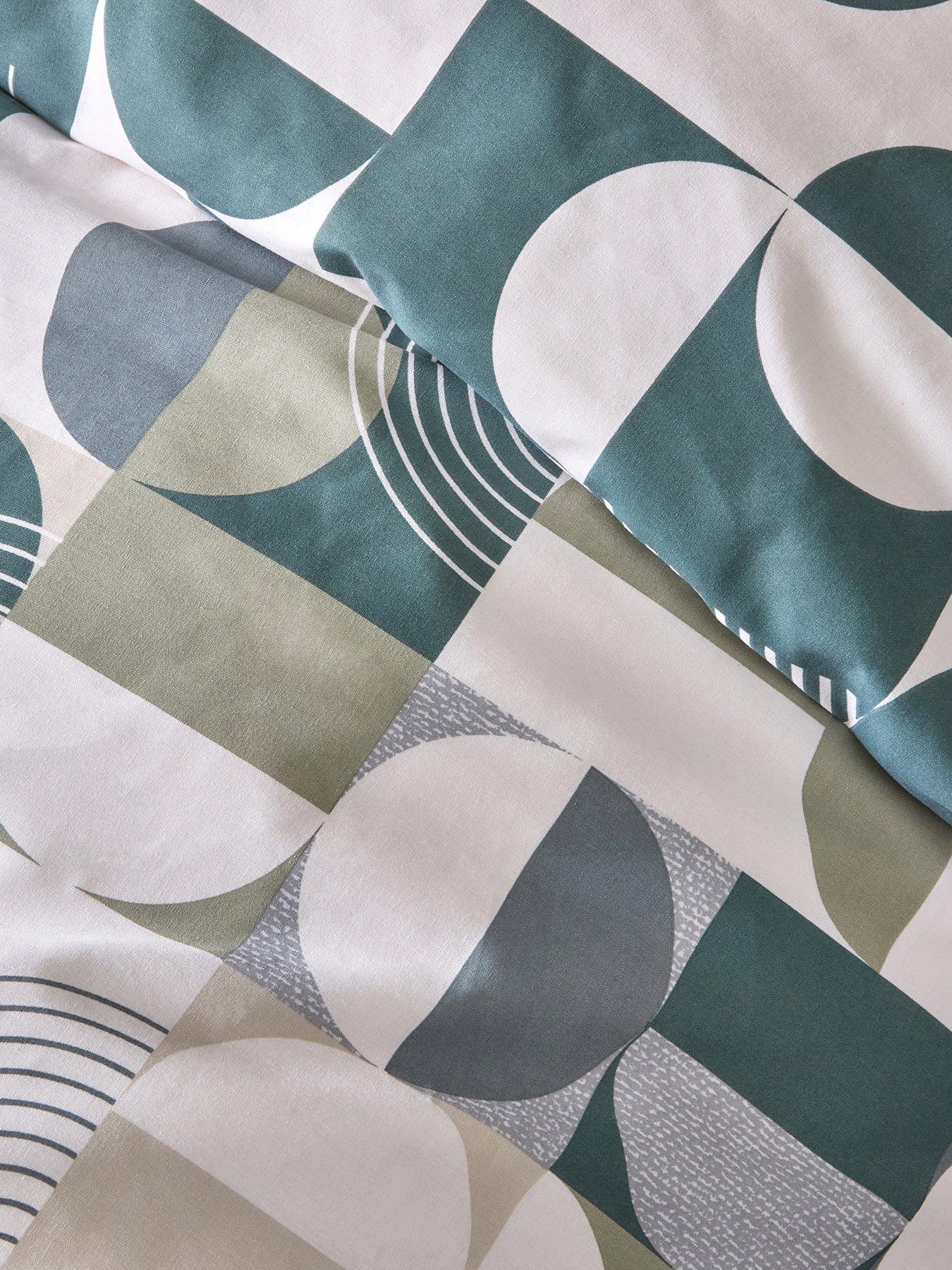 the-very-collection-geo-print-duvet-setoutfit