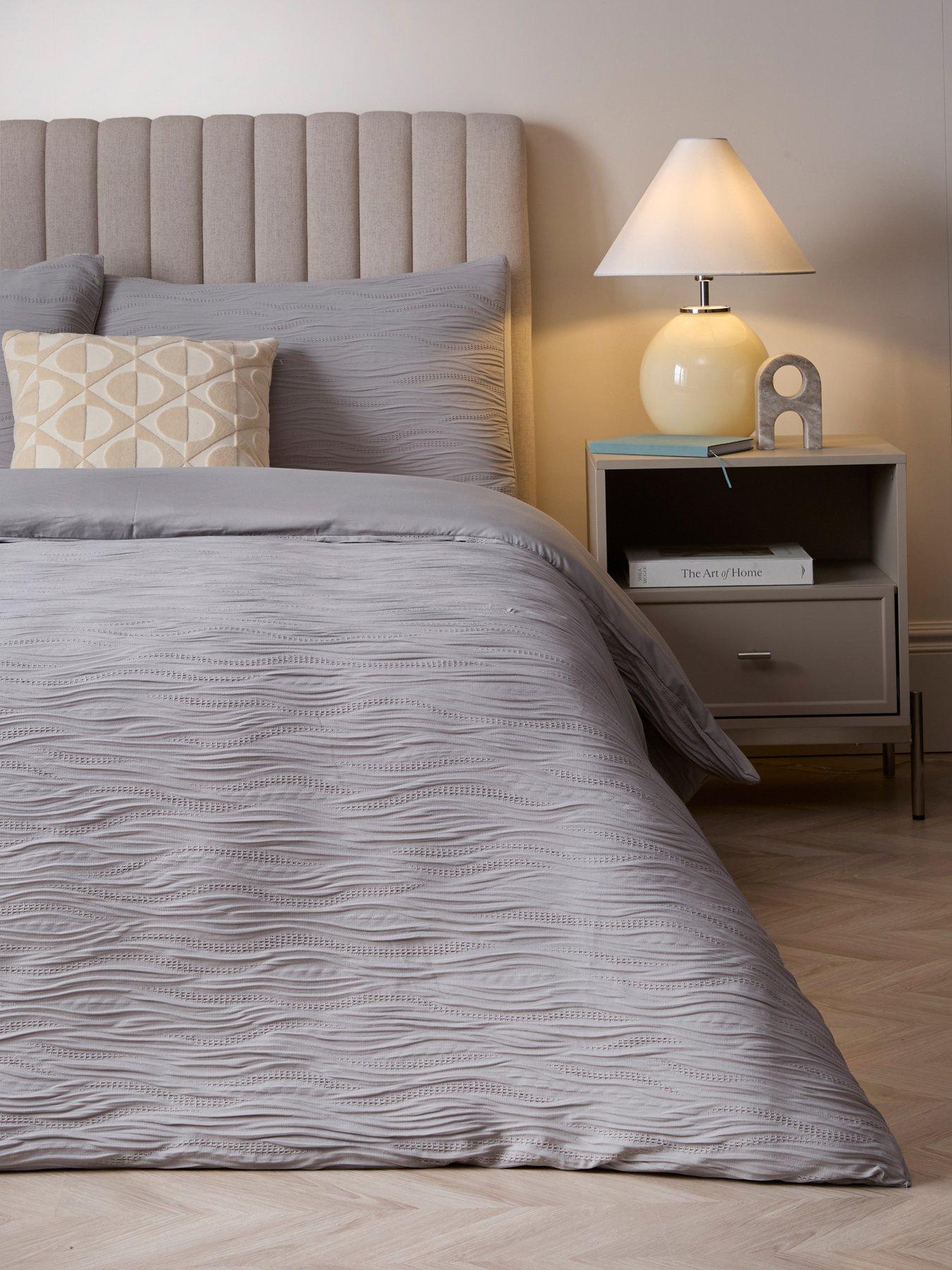 the-very-collection-textured-wave-jacquard-duvet-setfront