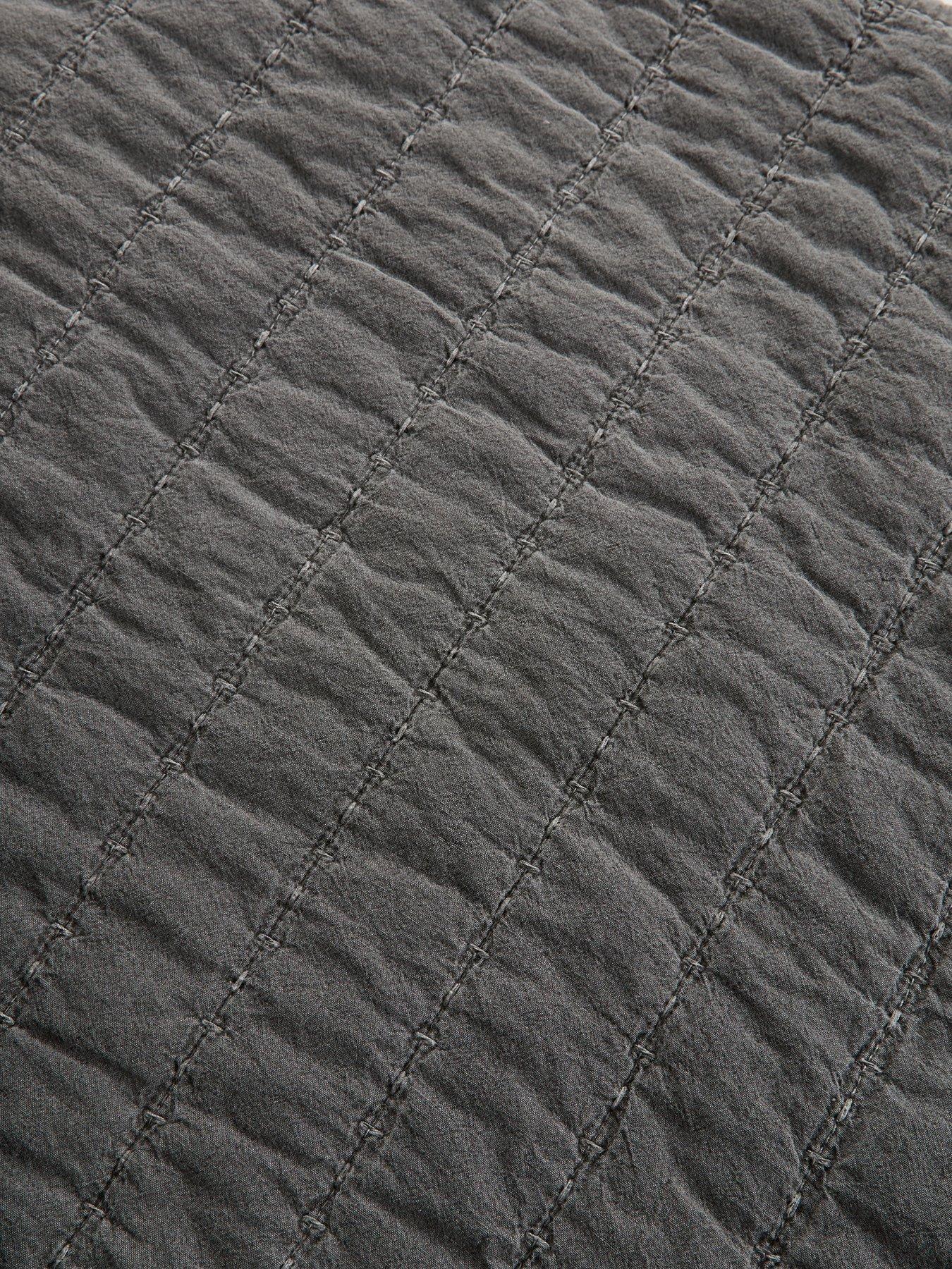 the-very-collection-cotton-quilted-stripe-bedspread-200x220cmoutfit