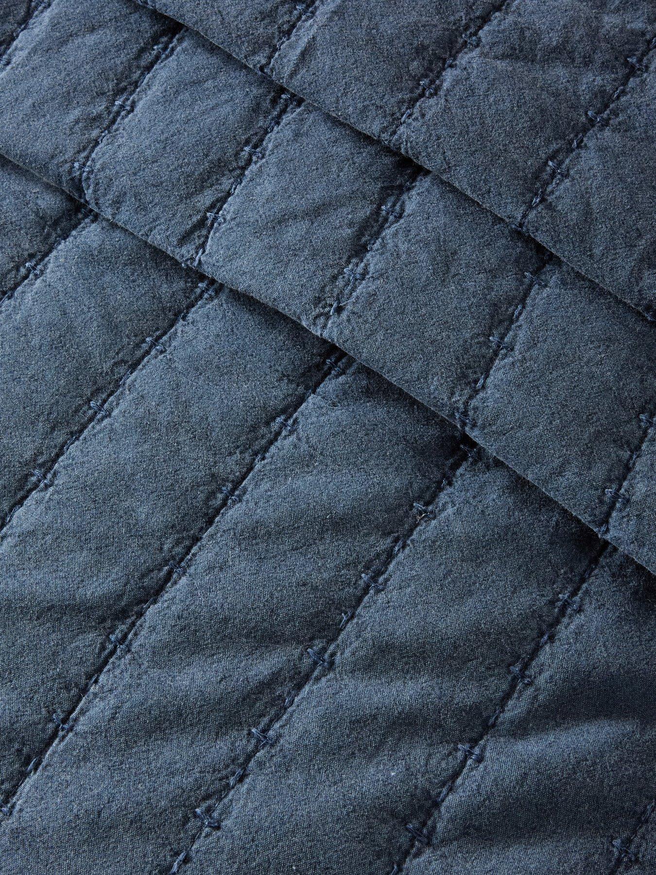 the-very-collection-cotton-quilted-stripe-bedspread-200x220cmoutfit