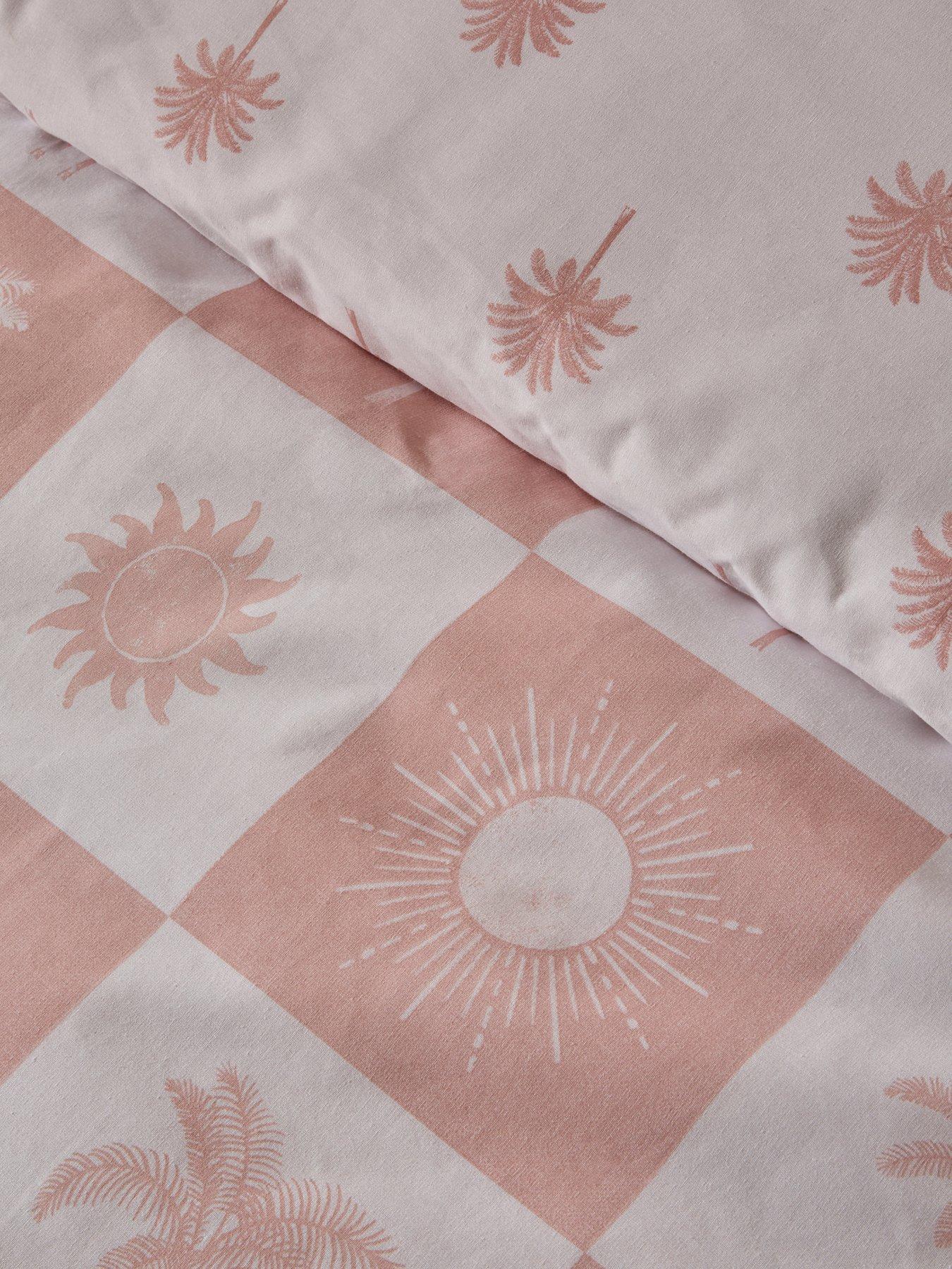 the-very-collection-palm-springs-printed-duvet-setoutfit