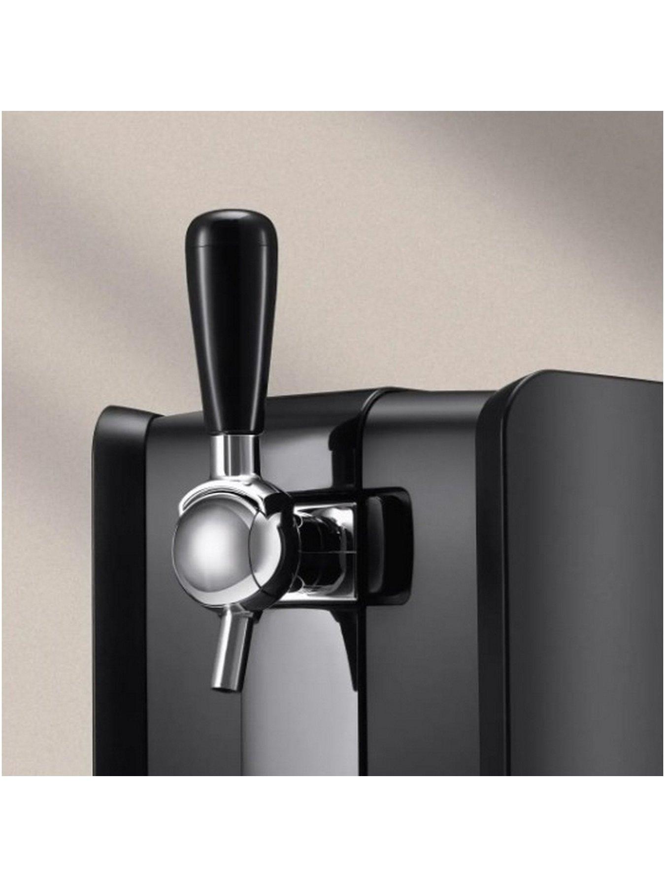 Image 4 of 5 of The Perfect Draft Black Machine