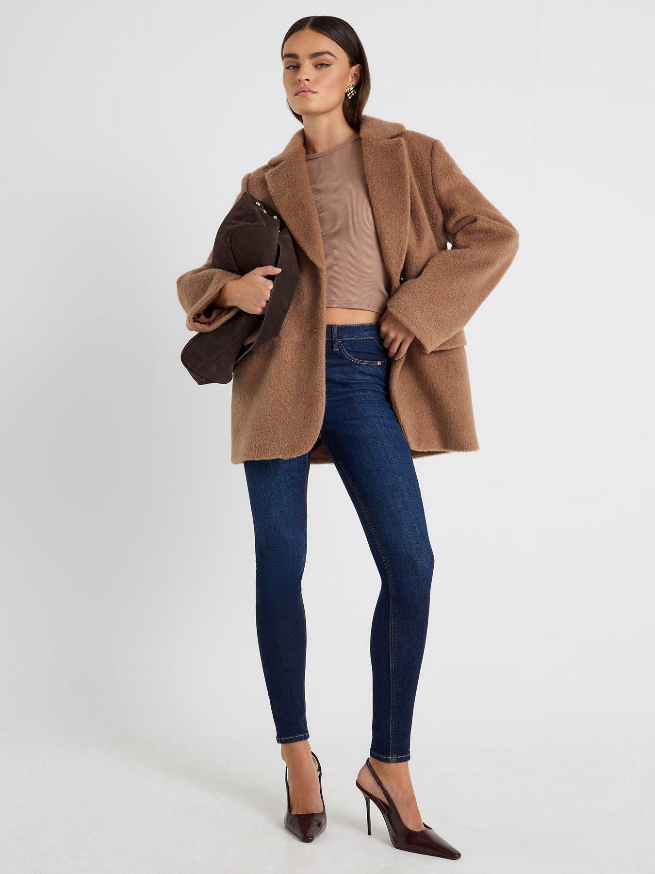 Image 3 of 4 of River Island Molly Sculpt Washington Jeans - Blue