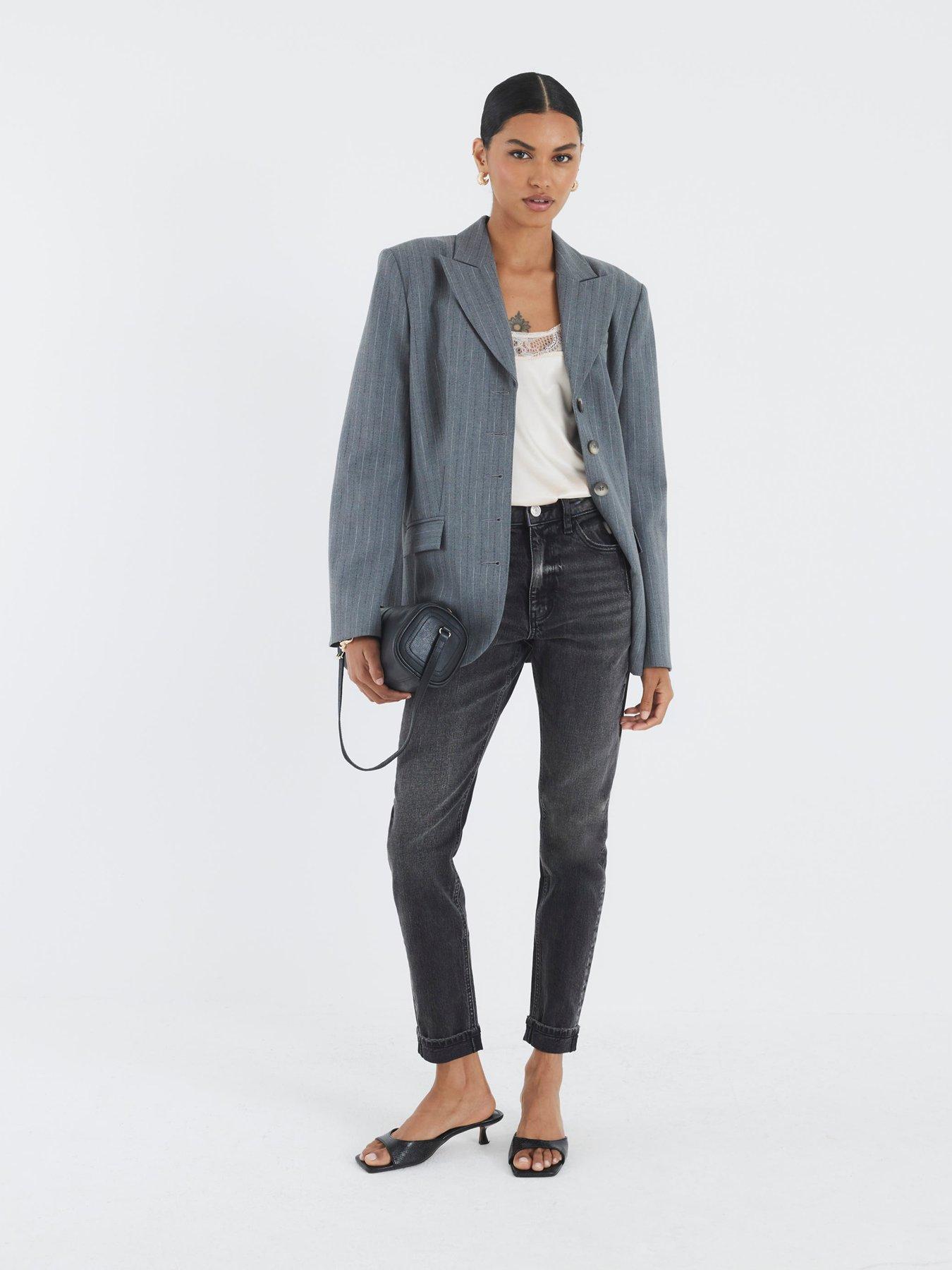 river-island-mom-sculpt-ned-jeans-blackback