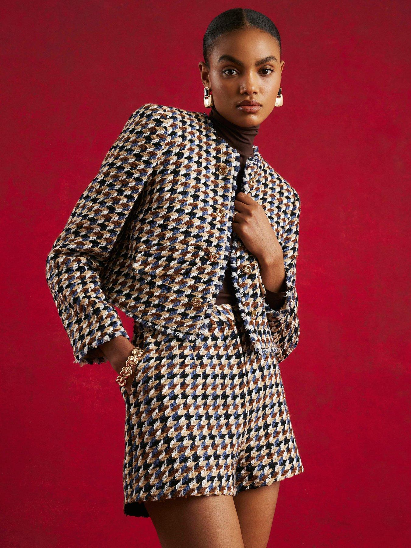 river-island-boucle-tailored-short-brownoutfit