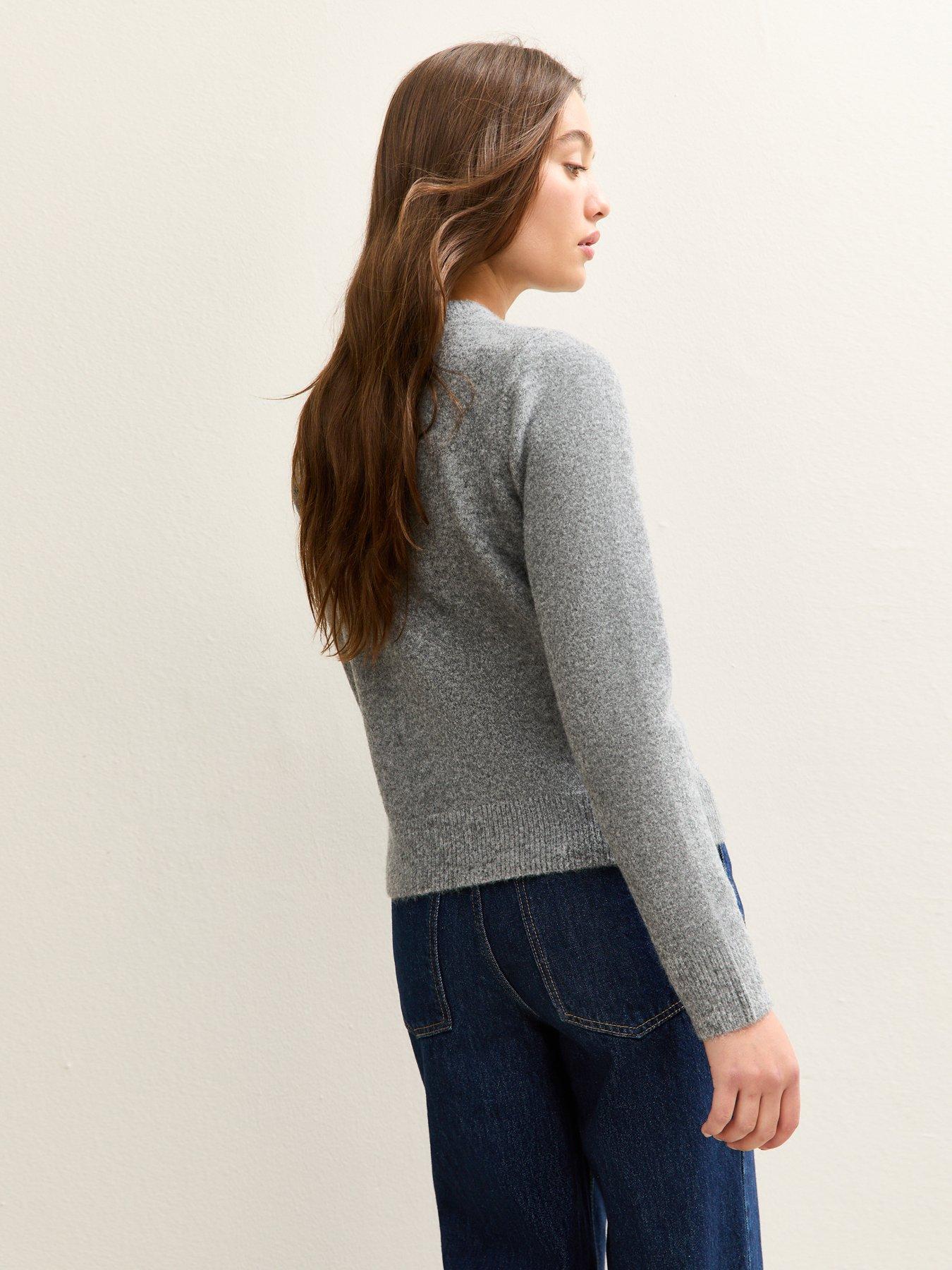 new-look-grey-crew-neck-jumperstillFront