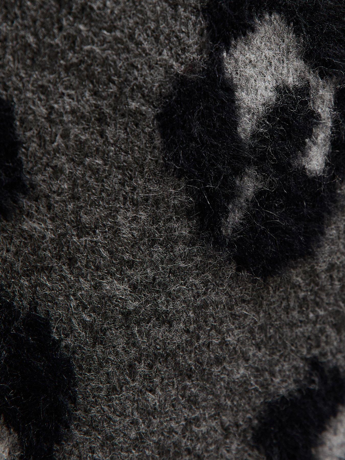 new-look-dark-grey-animal-knit-jumperdetail