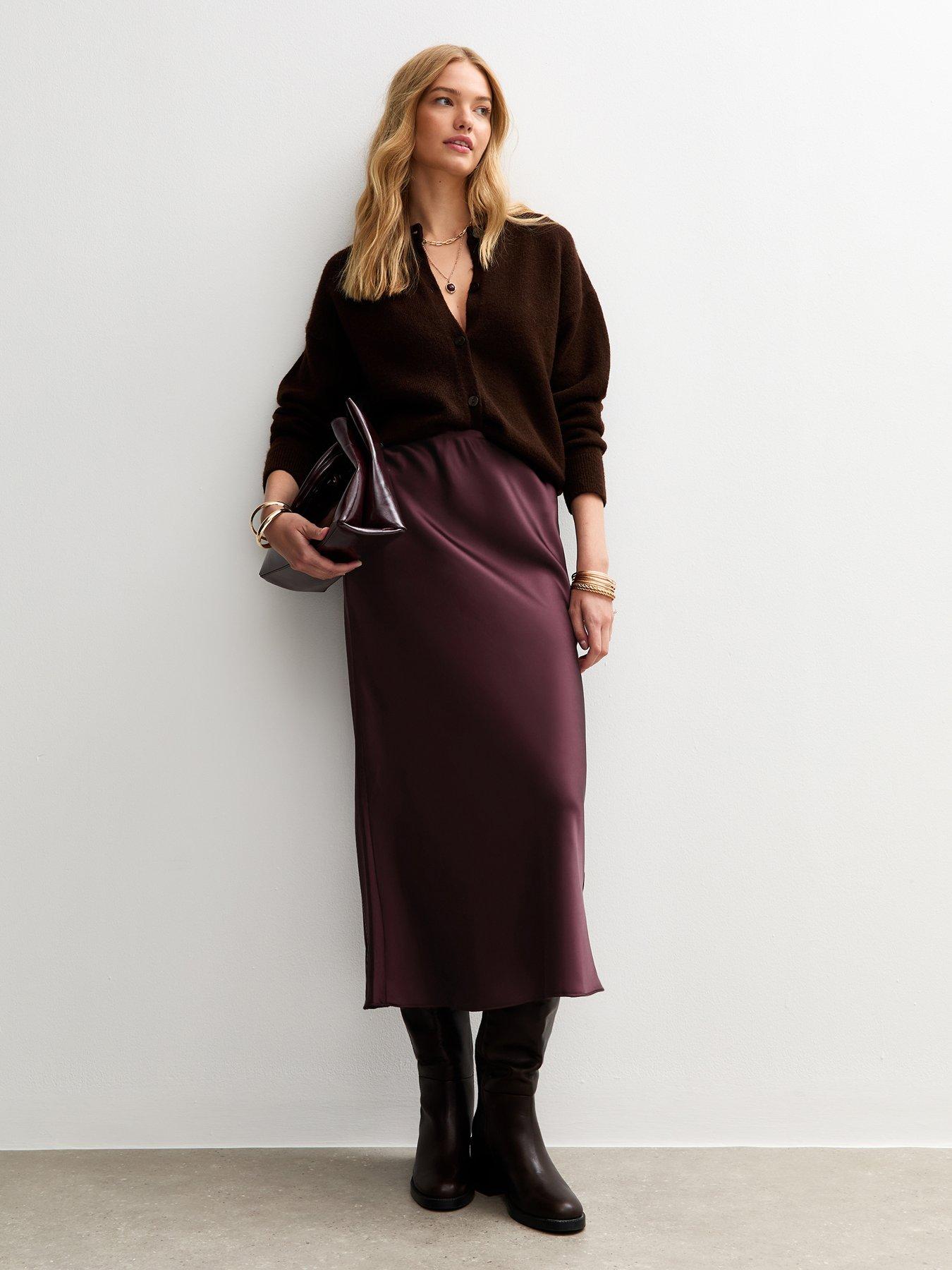 new-look-dark-burgundy-satin-bias-cut-midi-skirtoutfit
