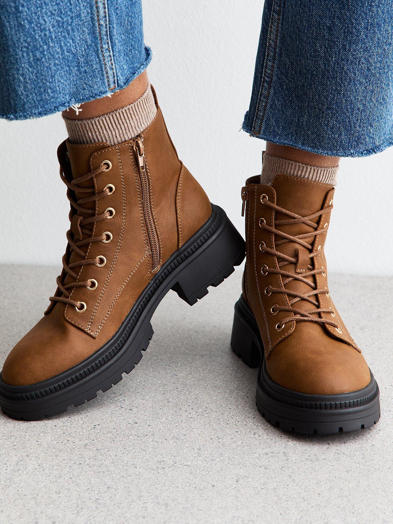 new-look-faux-leather-lace-up-ankle-boots-beigeoutfit