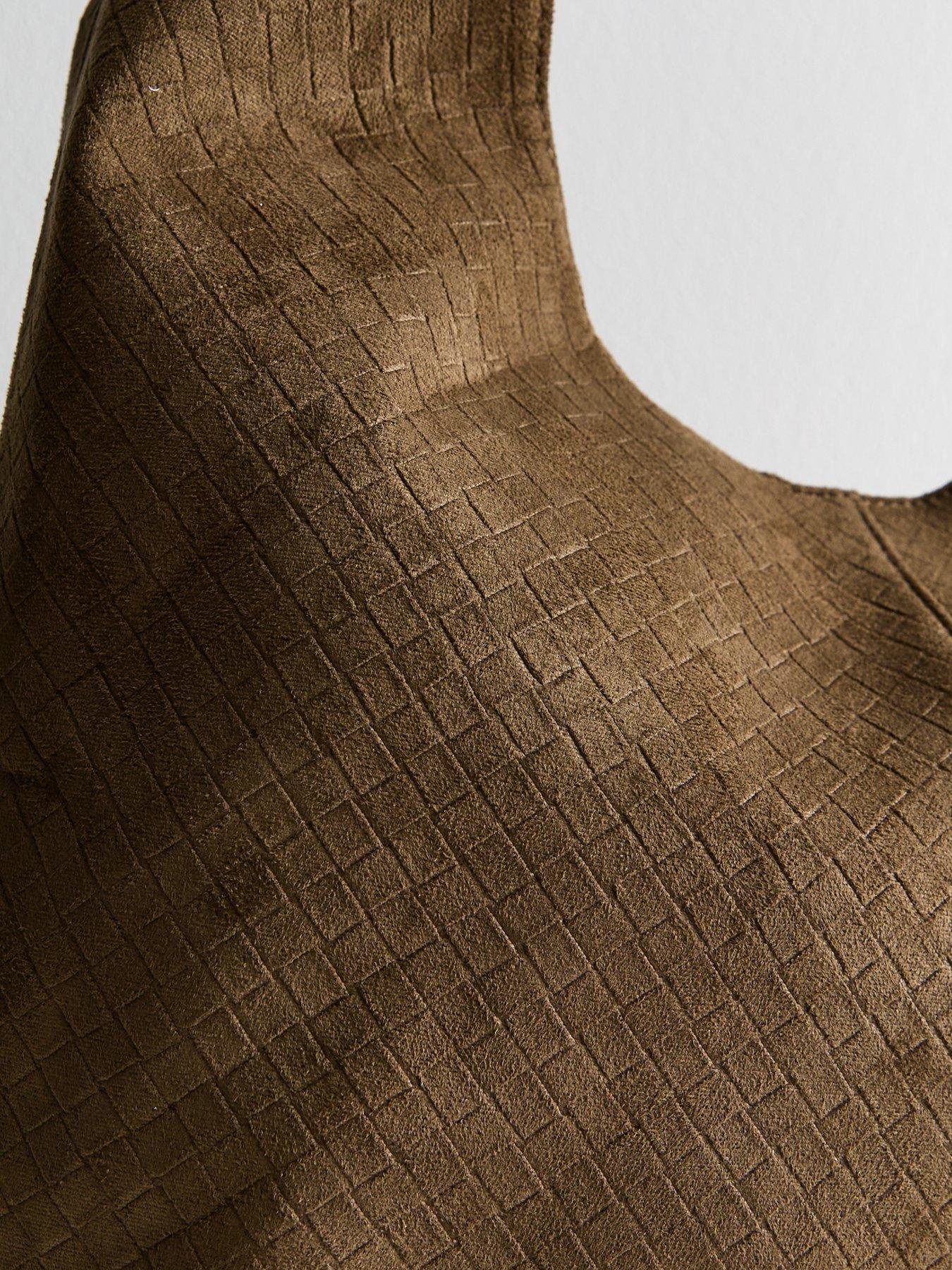 new-look-faux-suede-woven-effect-slouch-shoulder-bag-greendetail