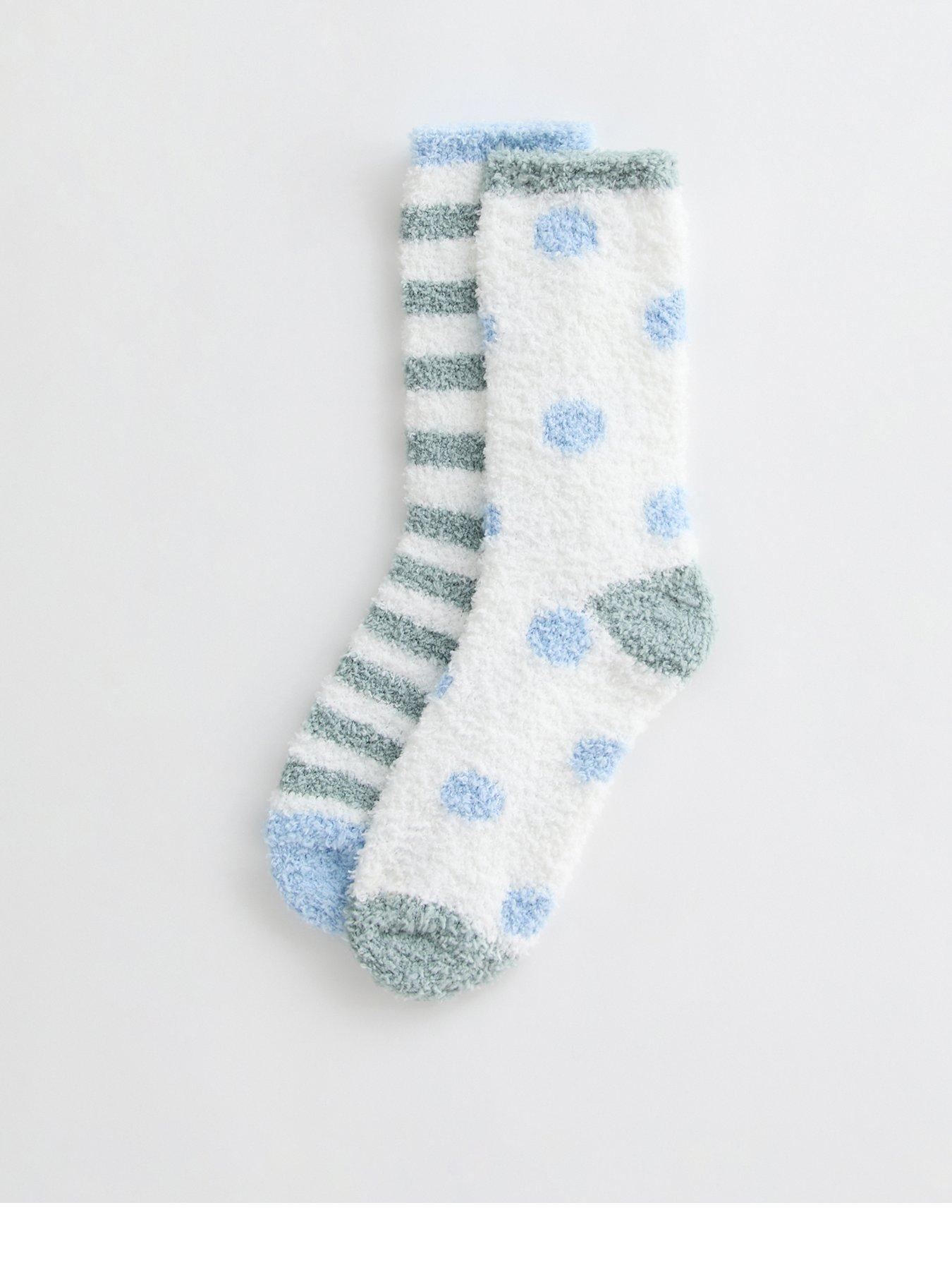 new-look-green-pack-of-2-spot-and-stripe-textured-socks