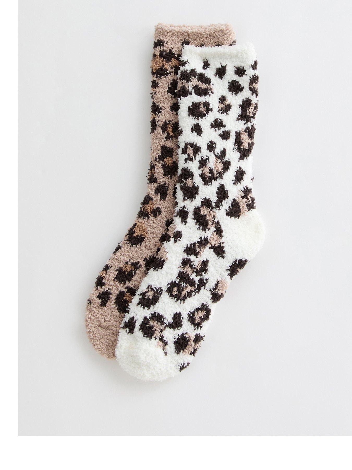 Image 1 of 2 of New Look Brown Pack Of 2 Leopard Print Textured Socks