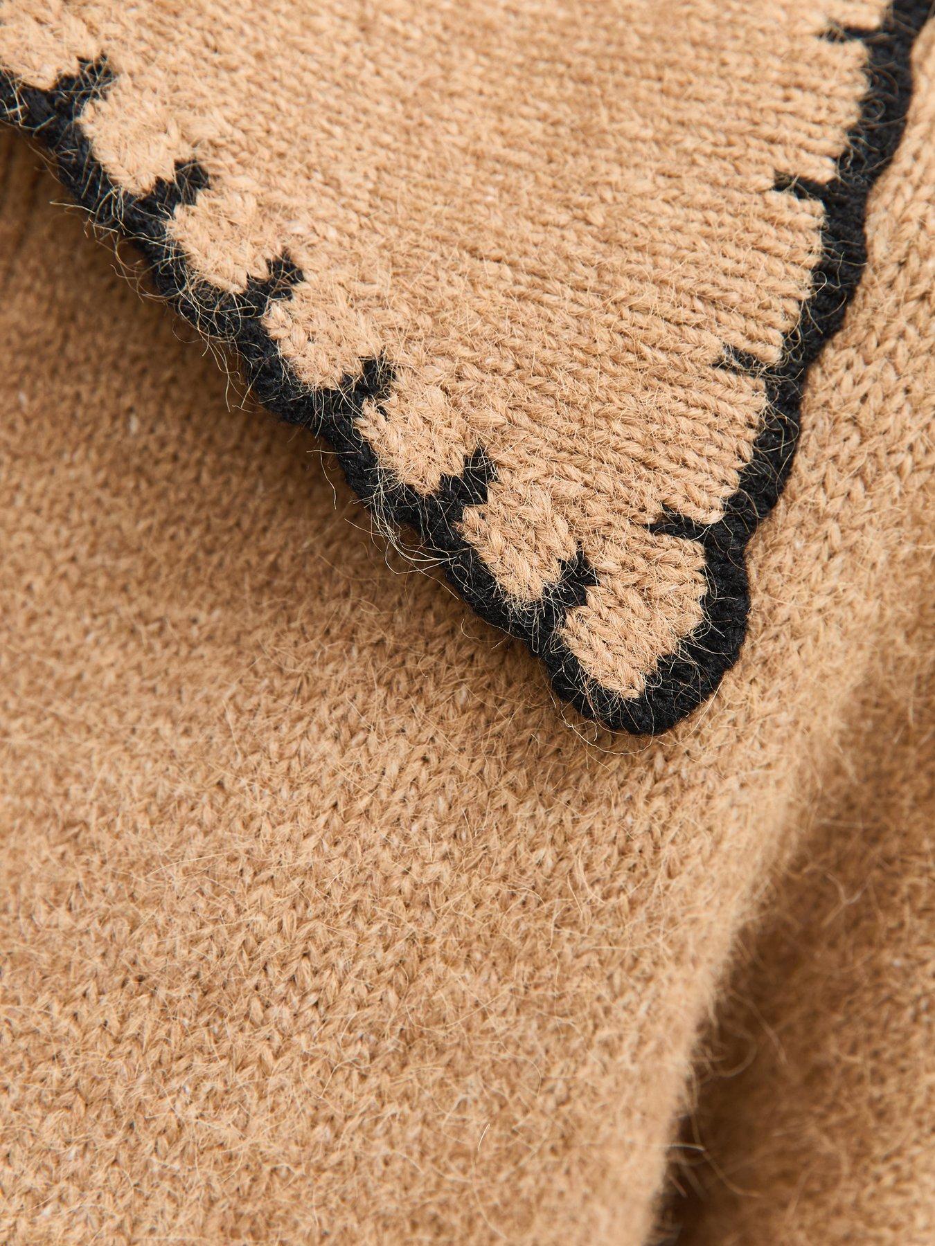 new-look-tan-blanket-stitch-collar-jumperdetail