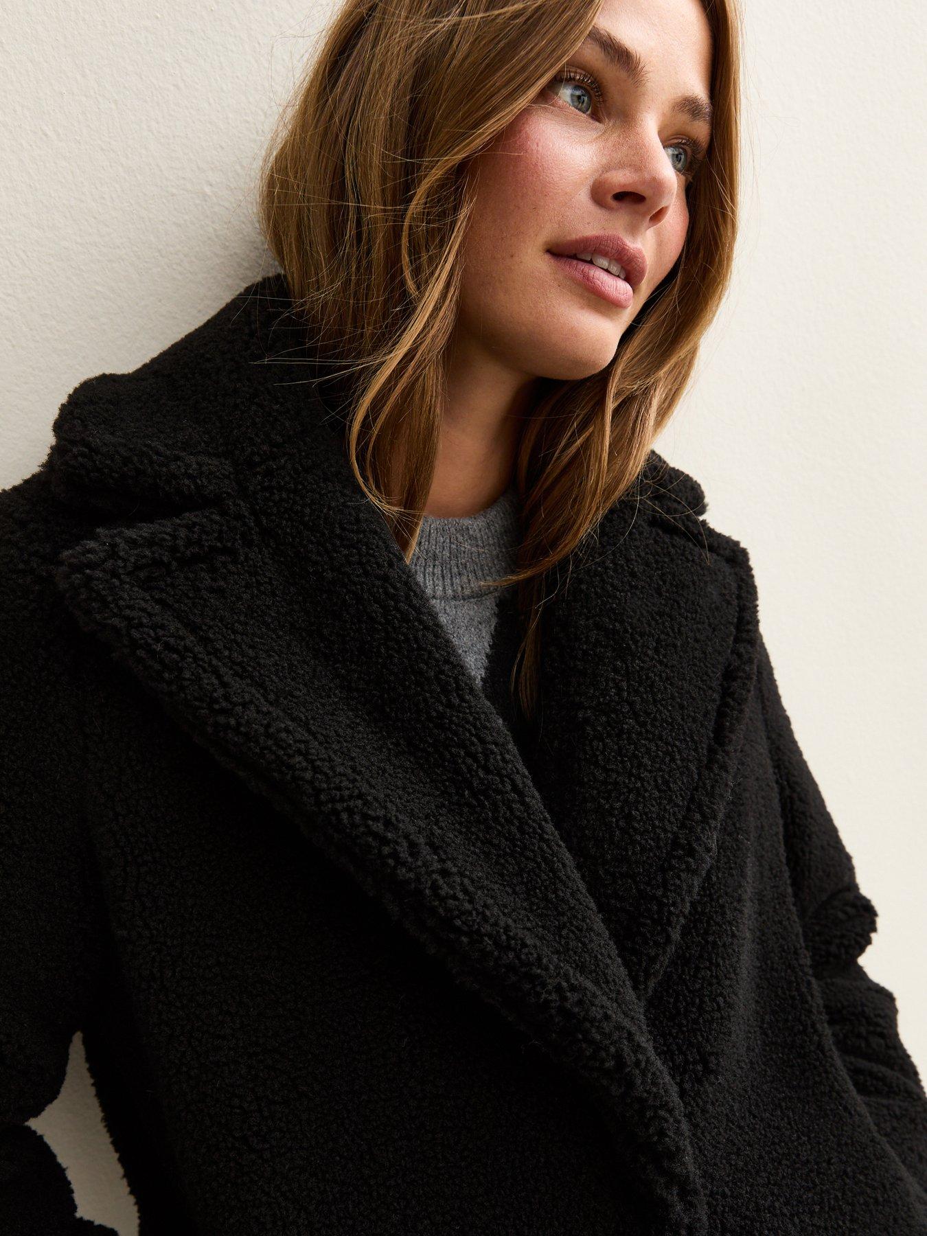 new-look-black-collared-long-sleeve-borg-coatoutfit