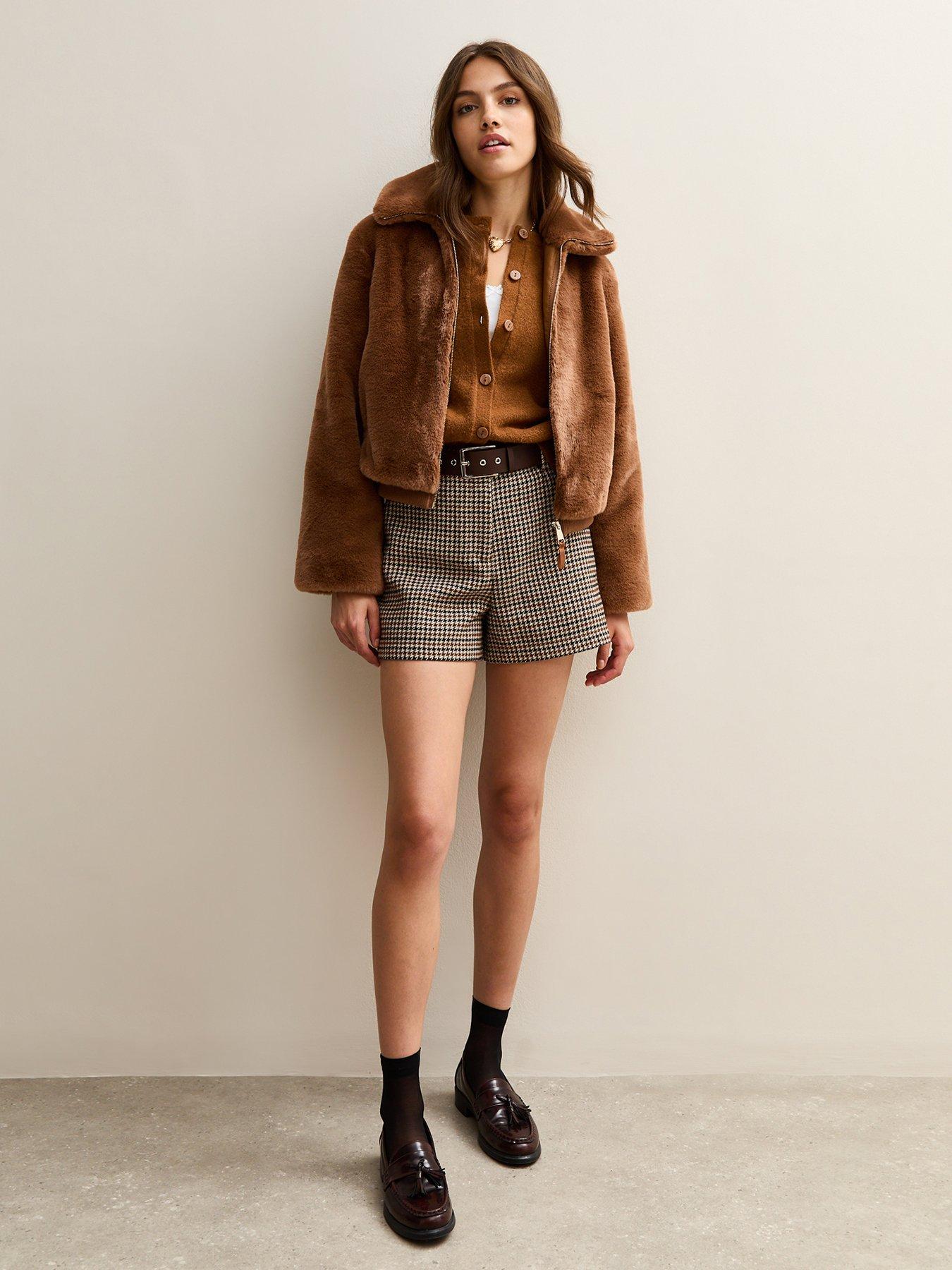 new-look-houndstooth-check-belted-shorts-brownback