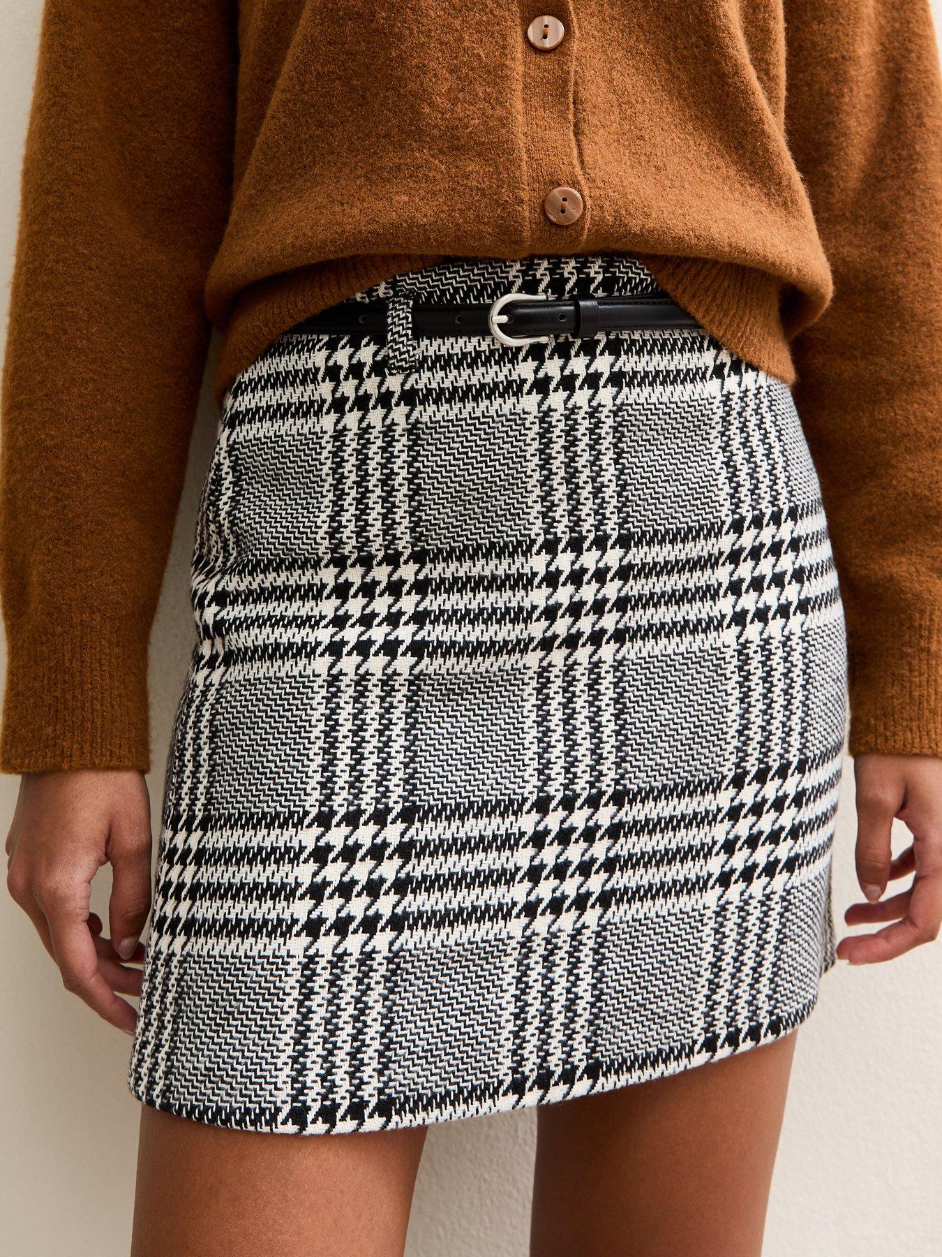 new-look-checked-belted-mini-skirt-printoutfit
