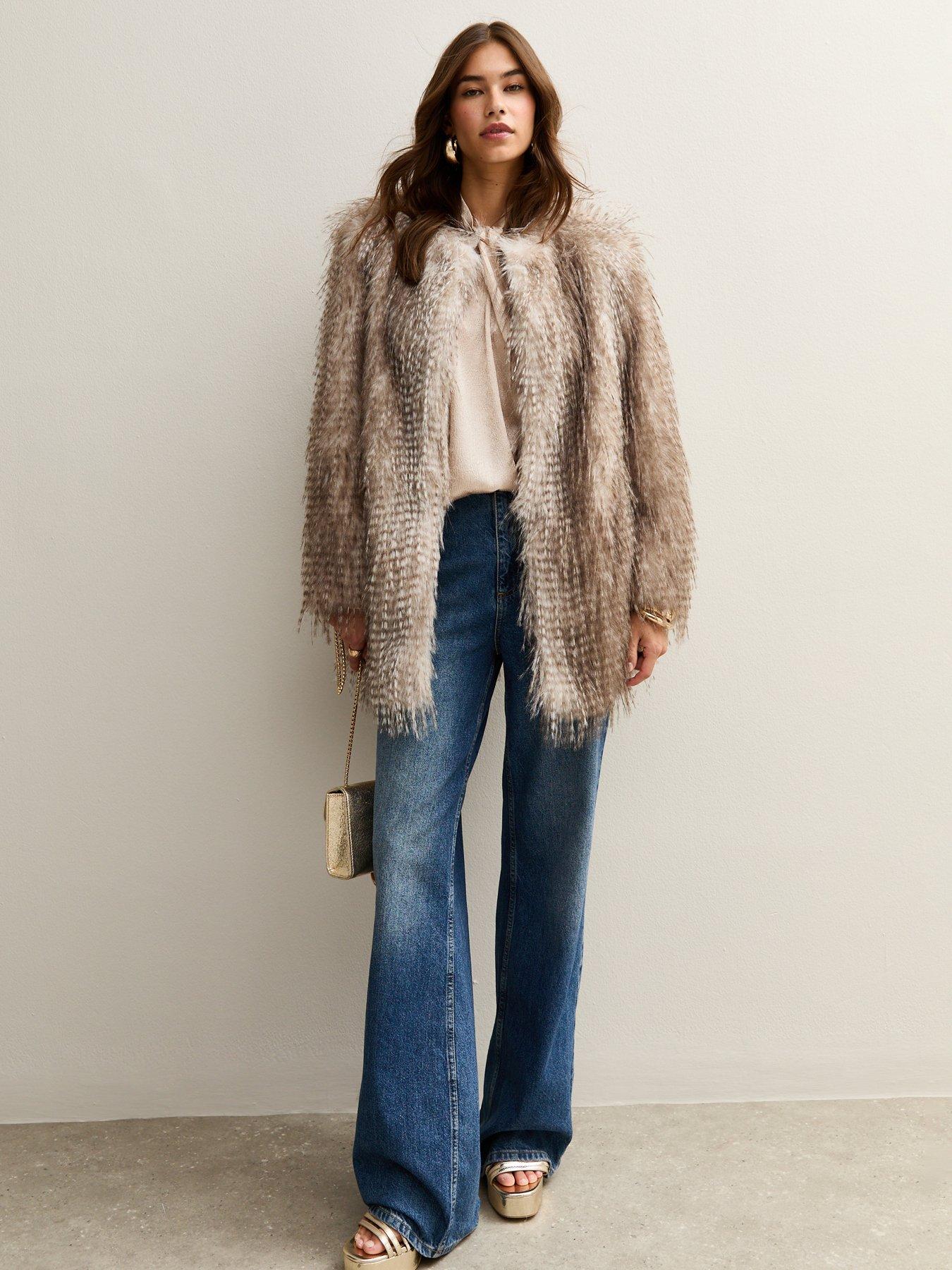 new-look-twist-neck-long-sleeve-textured-satin-blouse-creamback