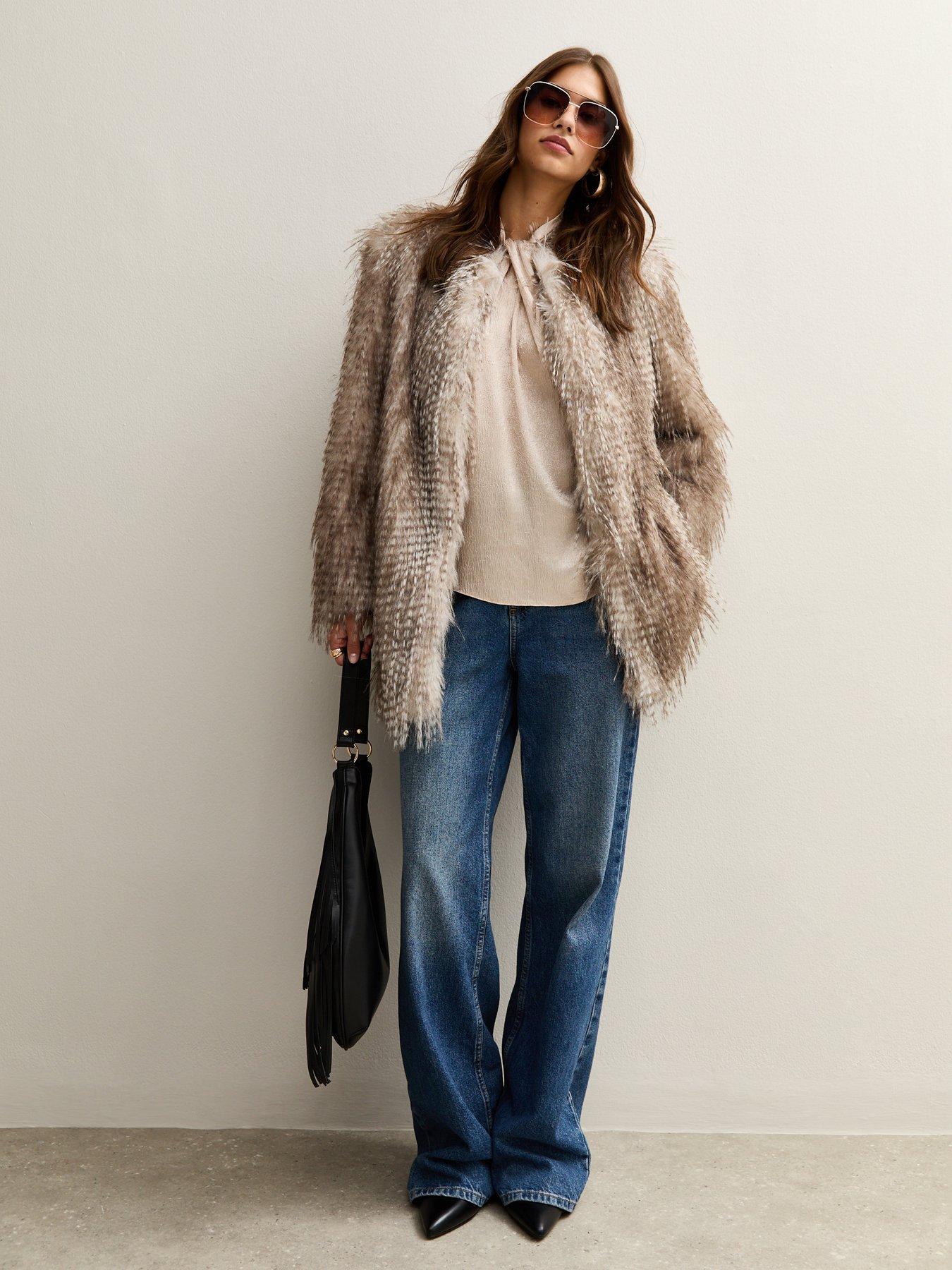 new-look-twist-neck-long-sleeve-textured-satin-blouse-creamoutfit