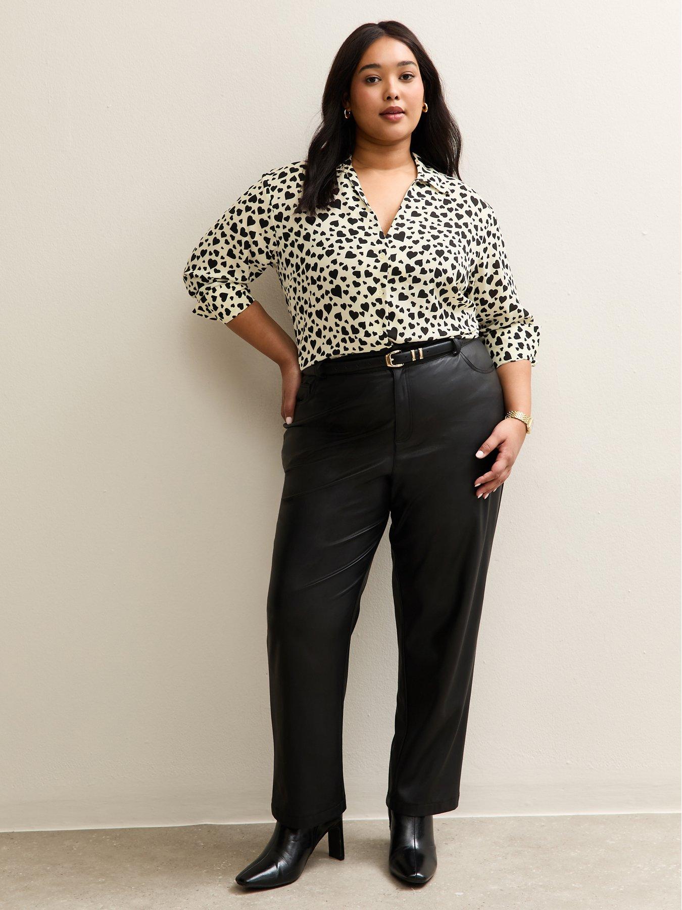 new-look-curves-heart-print-shirt-whiteback