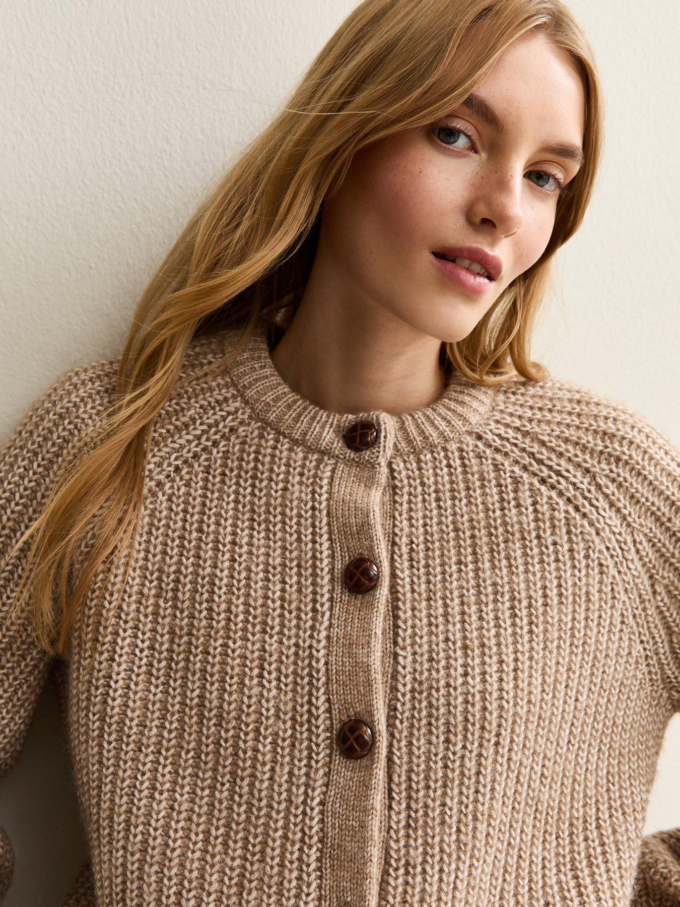new-look-ribbed-knit-raglan-sleeve-cardigan-brownoutfit