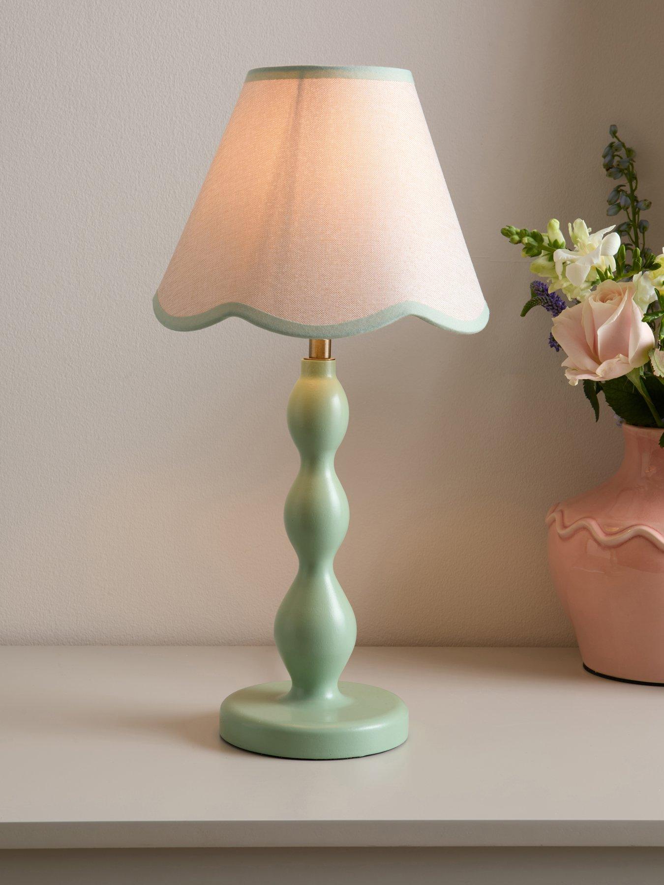 the-very-collection-wiggle-scallop-table-greenfront