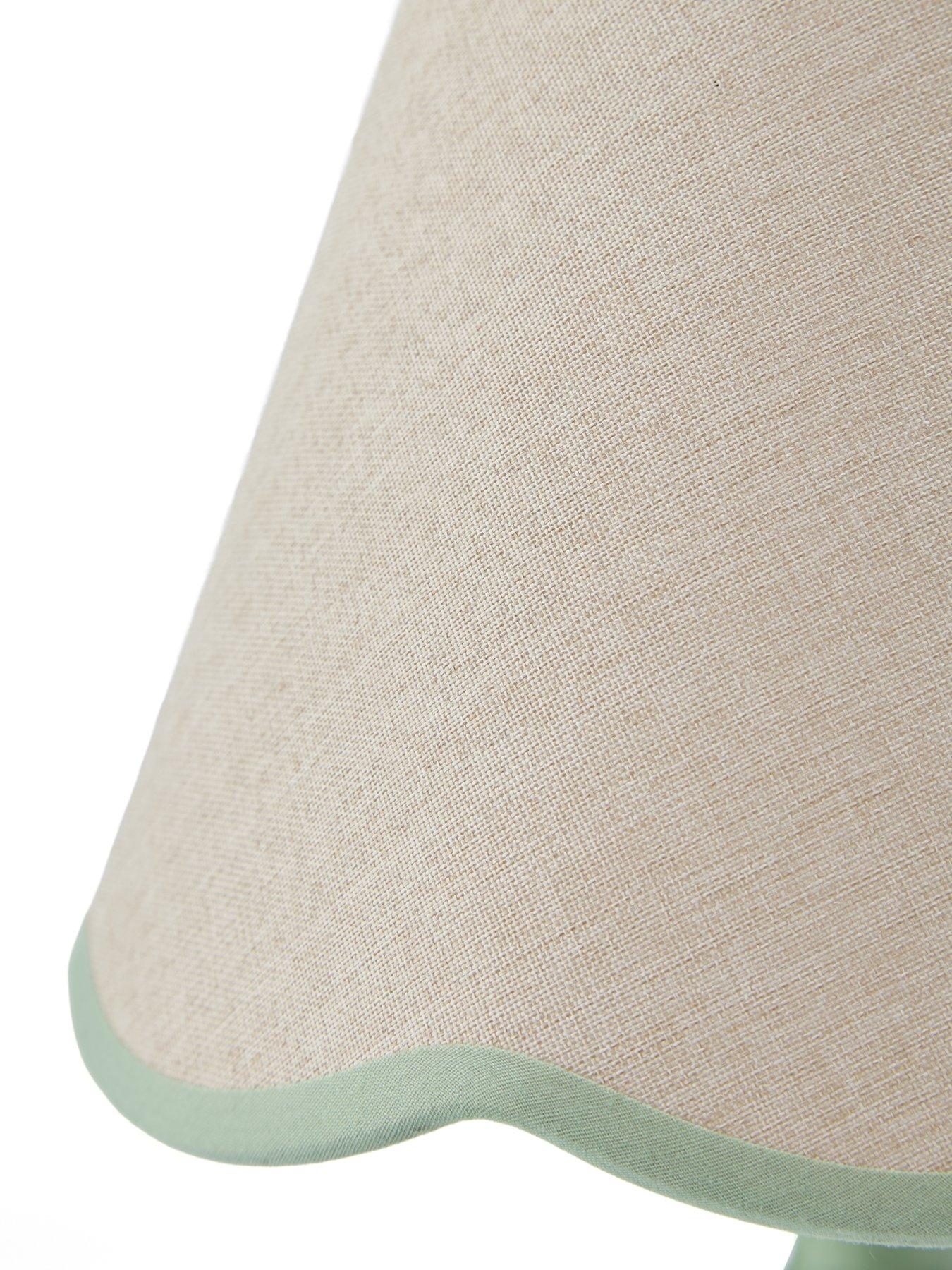 the-very-collection-wiggle-scallop-table-greenoutfit