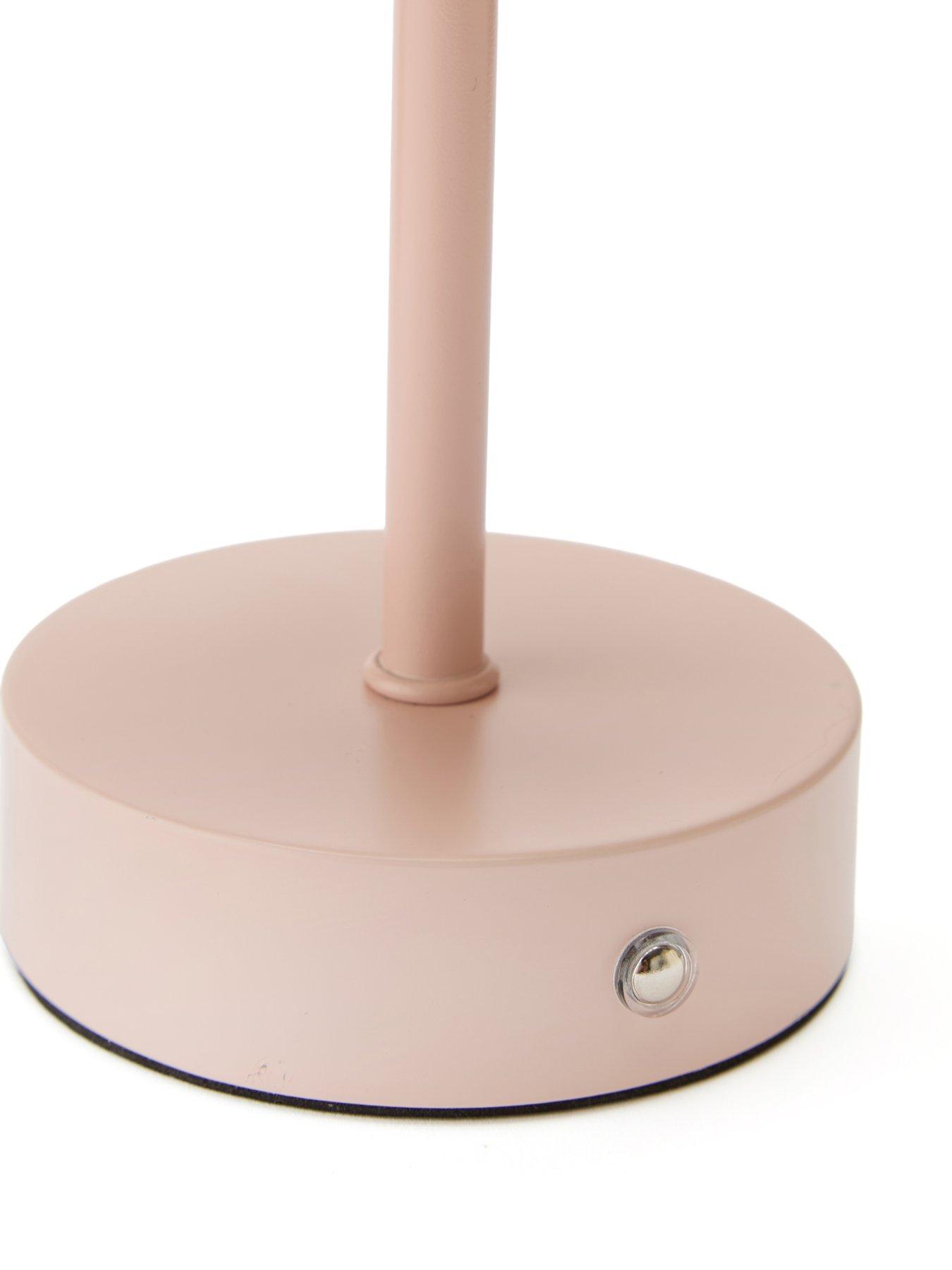 the-very-collection-rechargeable-table-lamp-with-fluted-shadedetail