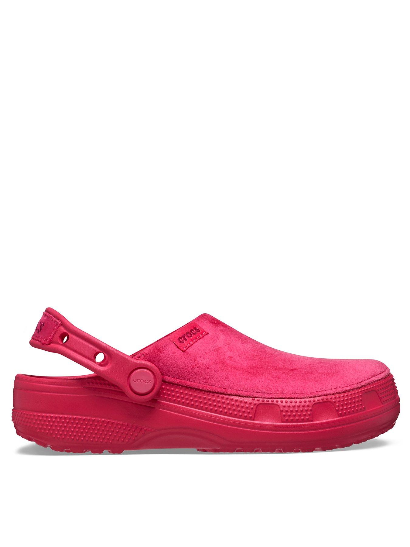 crocs-classic-crafted-velvet-clog-digital-raspberry-red