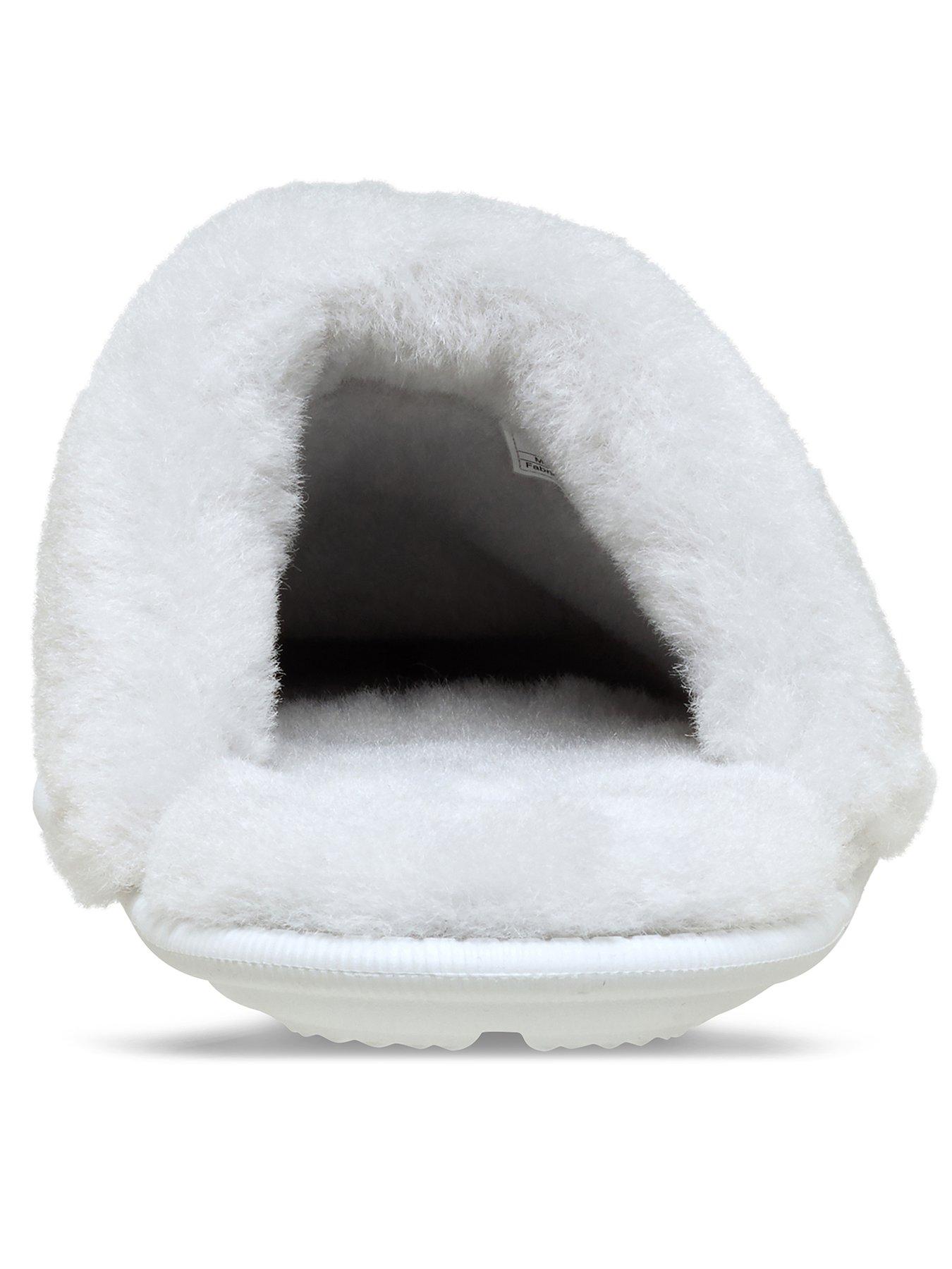 crocs-classic-fuzz-scuff--moonlight-greyback