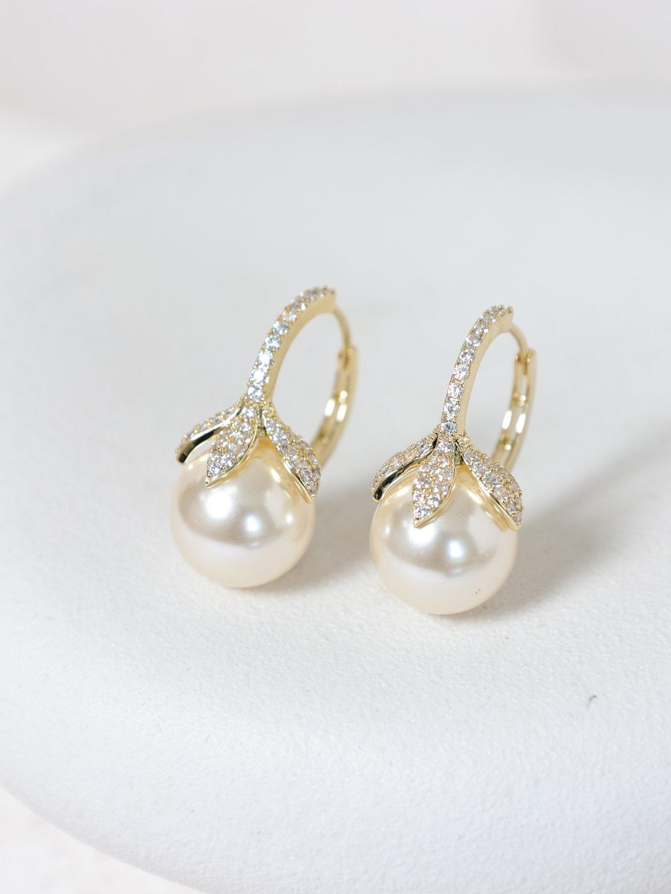 Image 3 of 3 of Jon Richard Jon Richard Gold Plated Crystal Leaf and Pearl Earrings