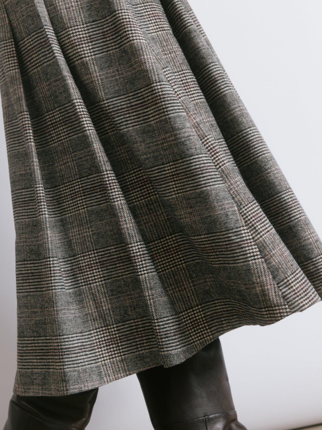 albaray-check-pleat-midi-skirt-greyoutfit
