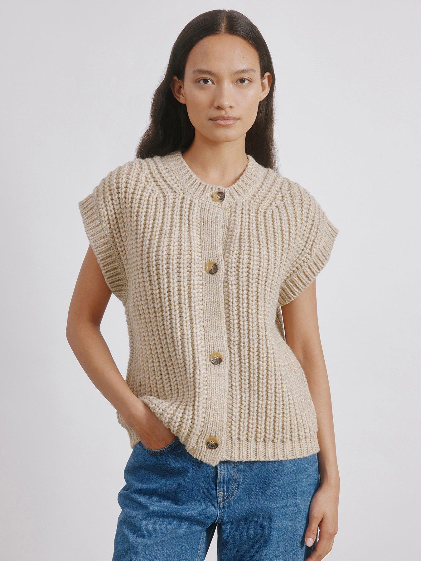 albaray-chunky-rib-waistcoat-beigefront