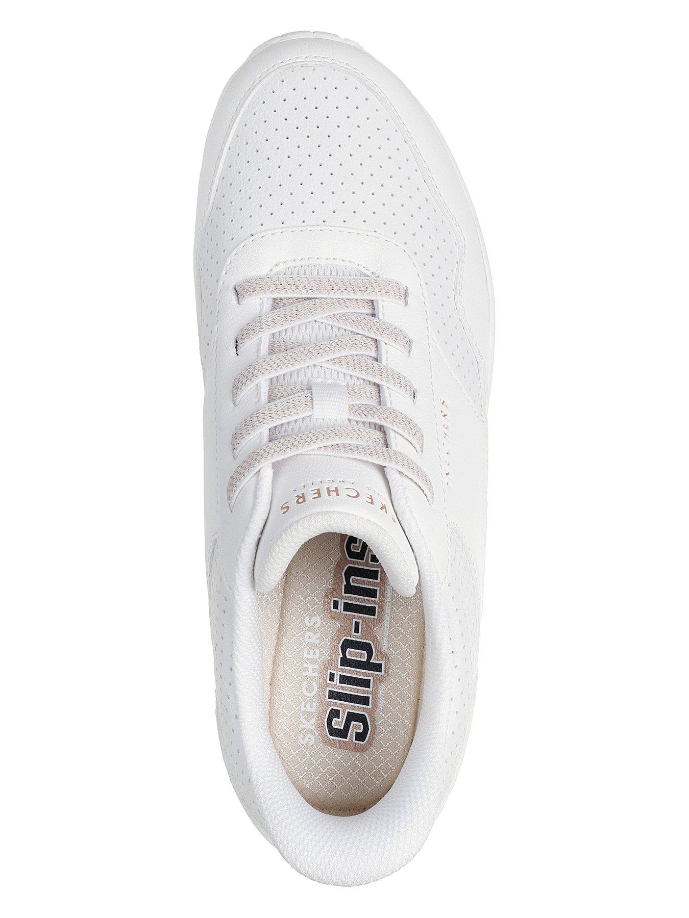 skechers-uno-banksia-luxe-slip-ins-trainer-whiteoutfit