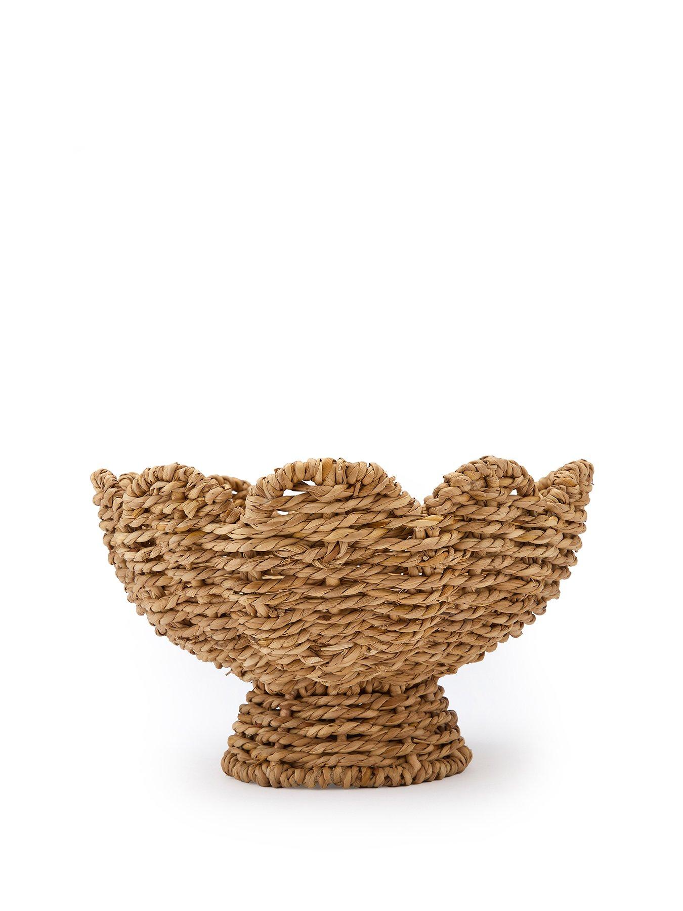 Image 2 of 5 of The Very Collection Scallop Fruit Bowl